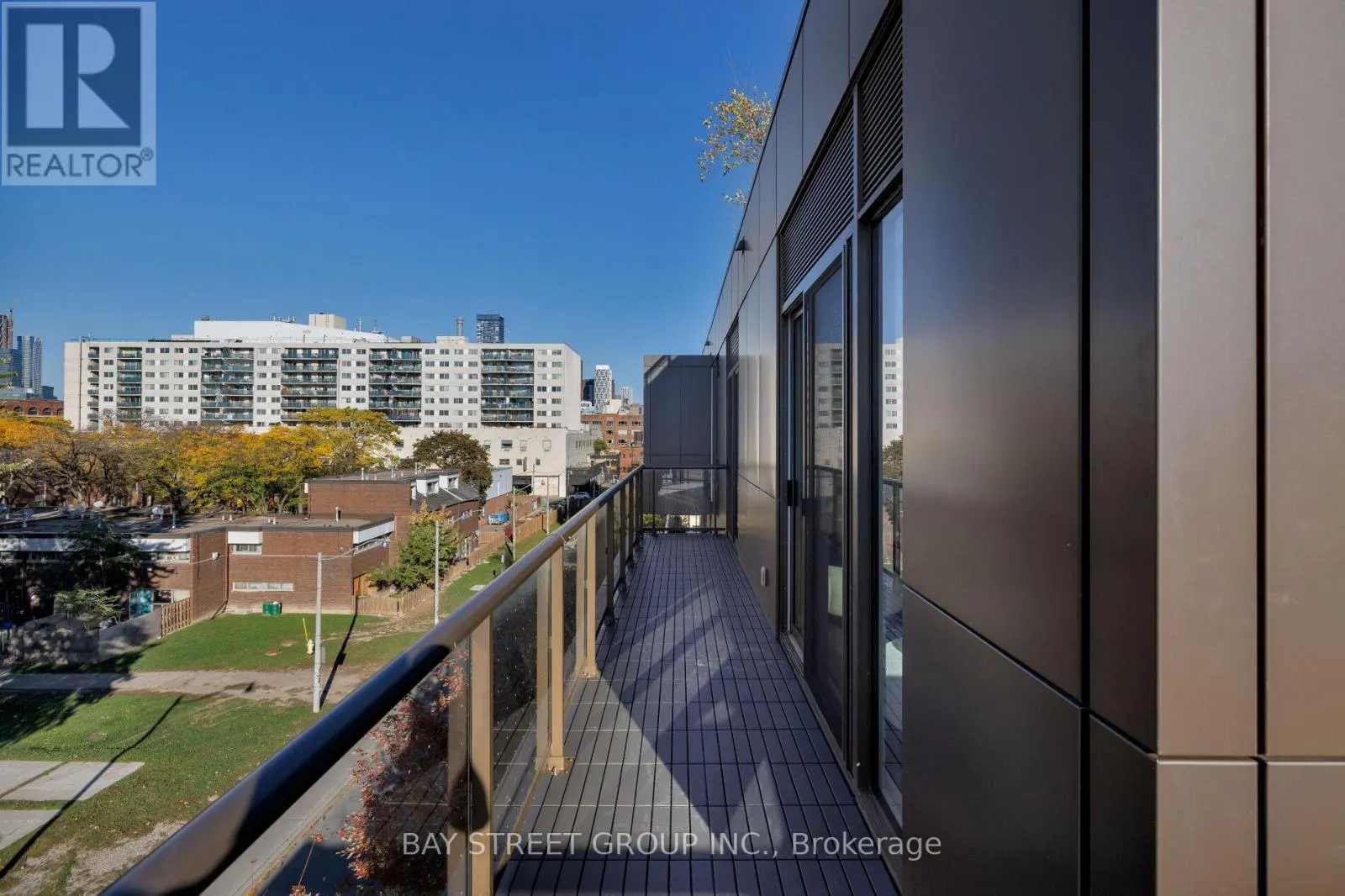 405 - 80 VANAULEY STREET