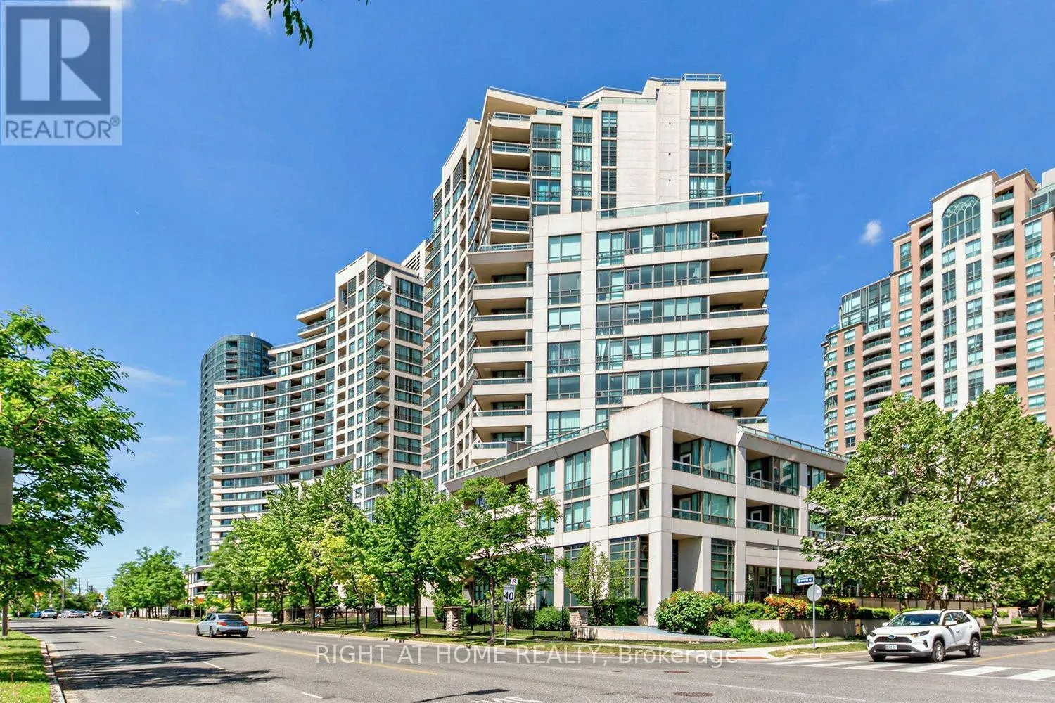 107 - 509 BEECROFT AVENUE