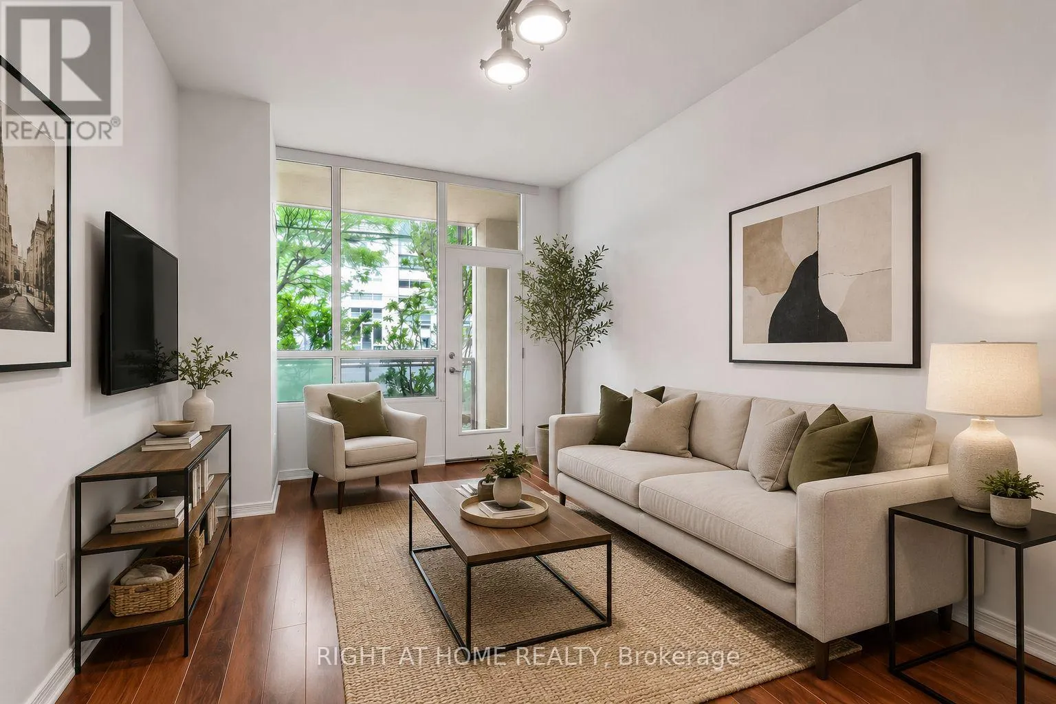 107 - 509 BEECROFT AVENUE