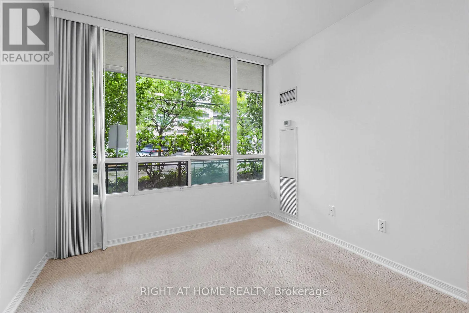 107 - 509 BEECROFT AVENUE