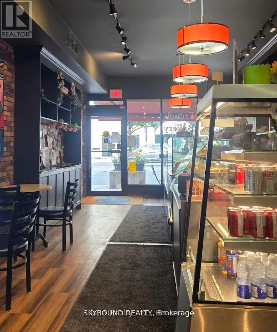 RETAIL AND UPPER - 627 MOUNT PLEASANT ROAD