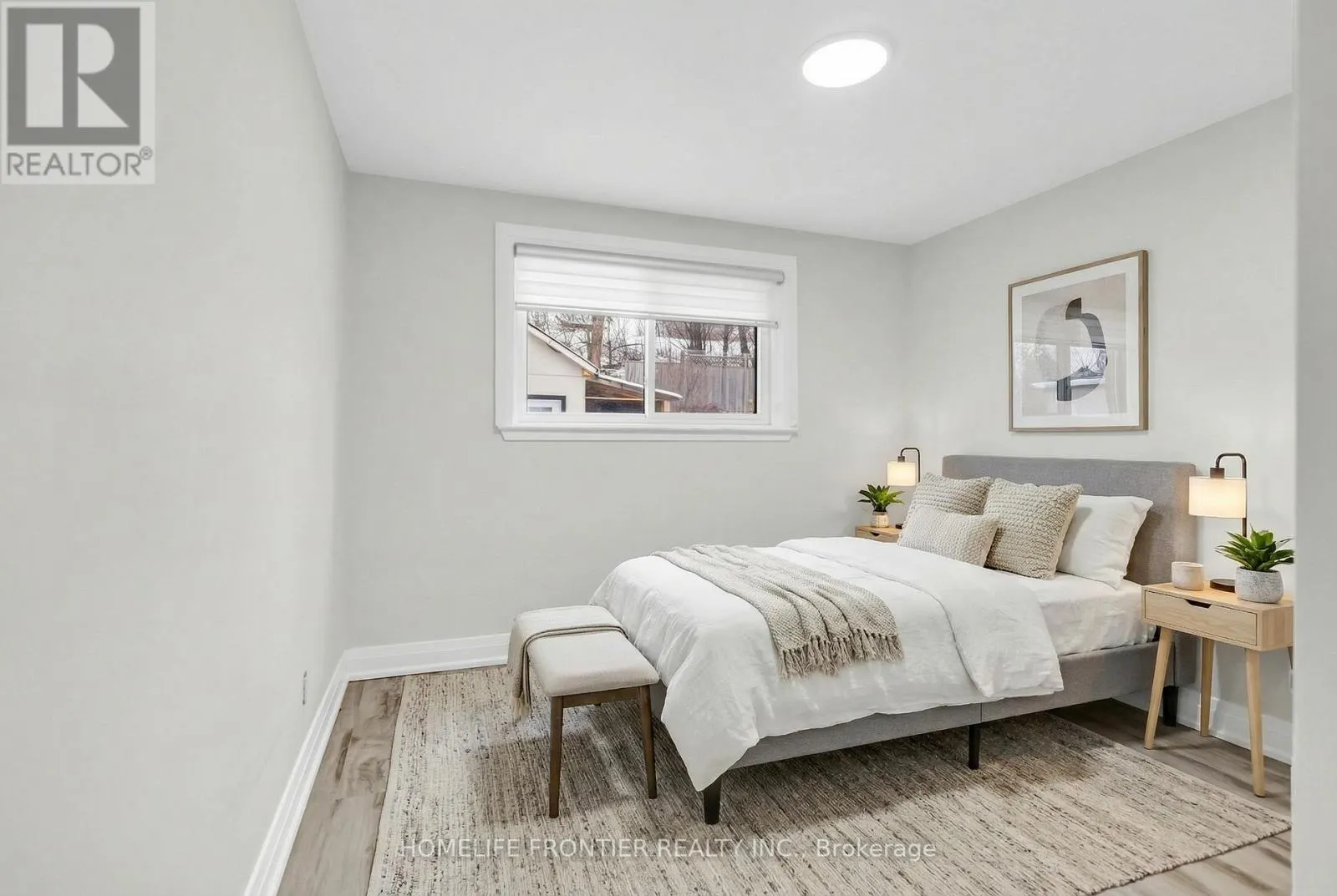 61 SUNDIAL CRESCENT