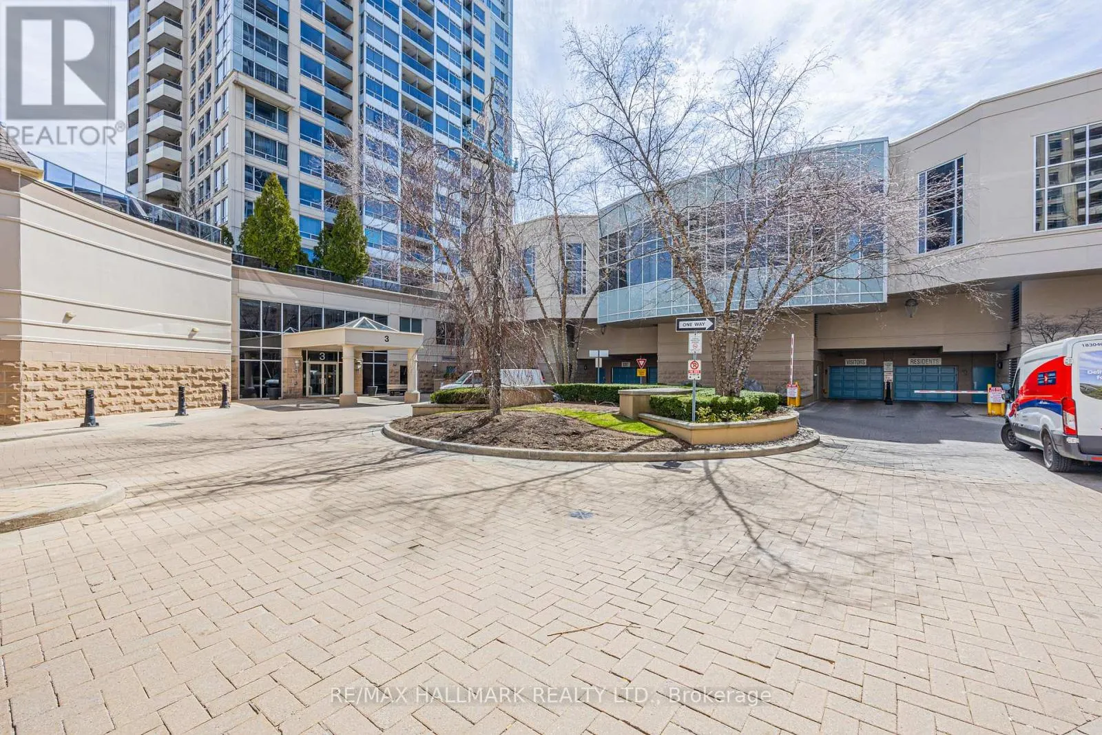 112 - 3 REAN DRIVE