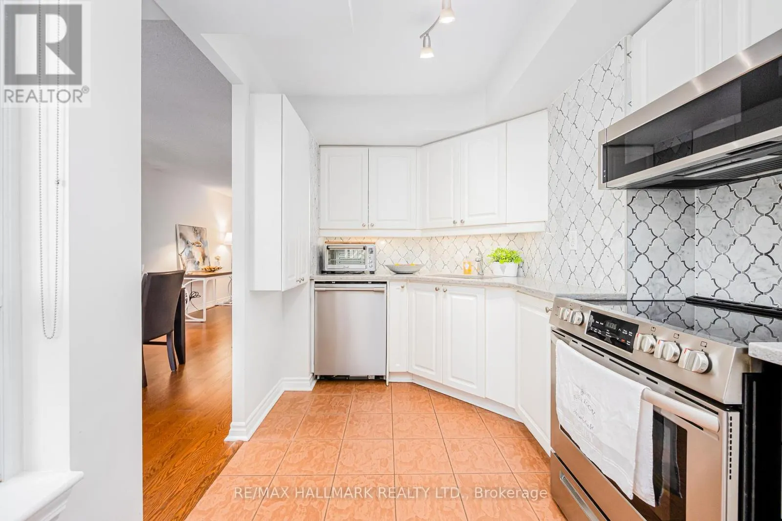 112 - 3 REAN DRIVE