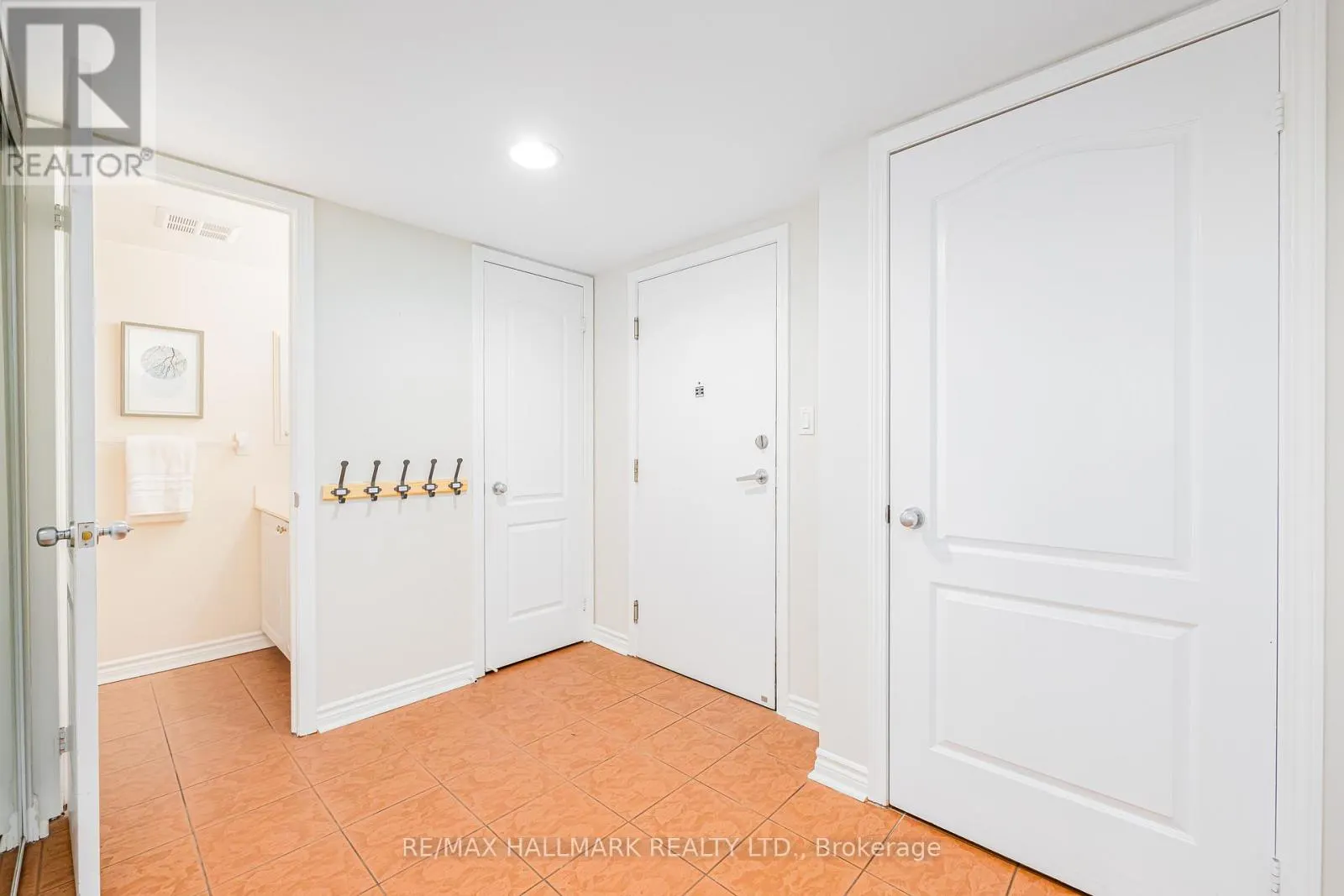 112 - 3 REAN DRIVE