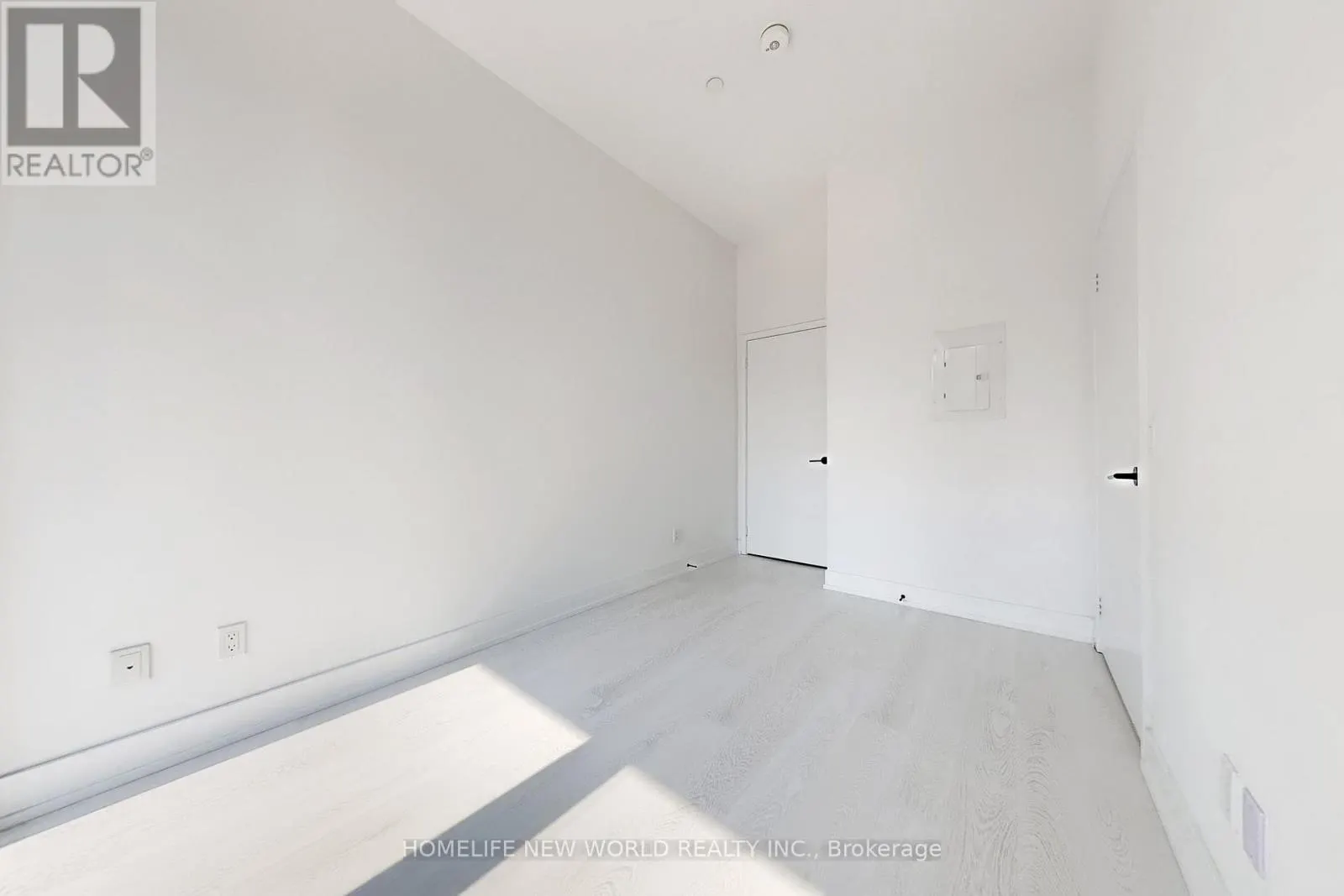 1004 - 308 JARVIS STREET