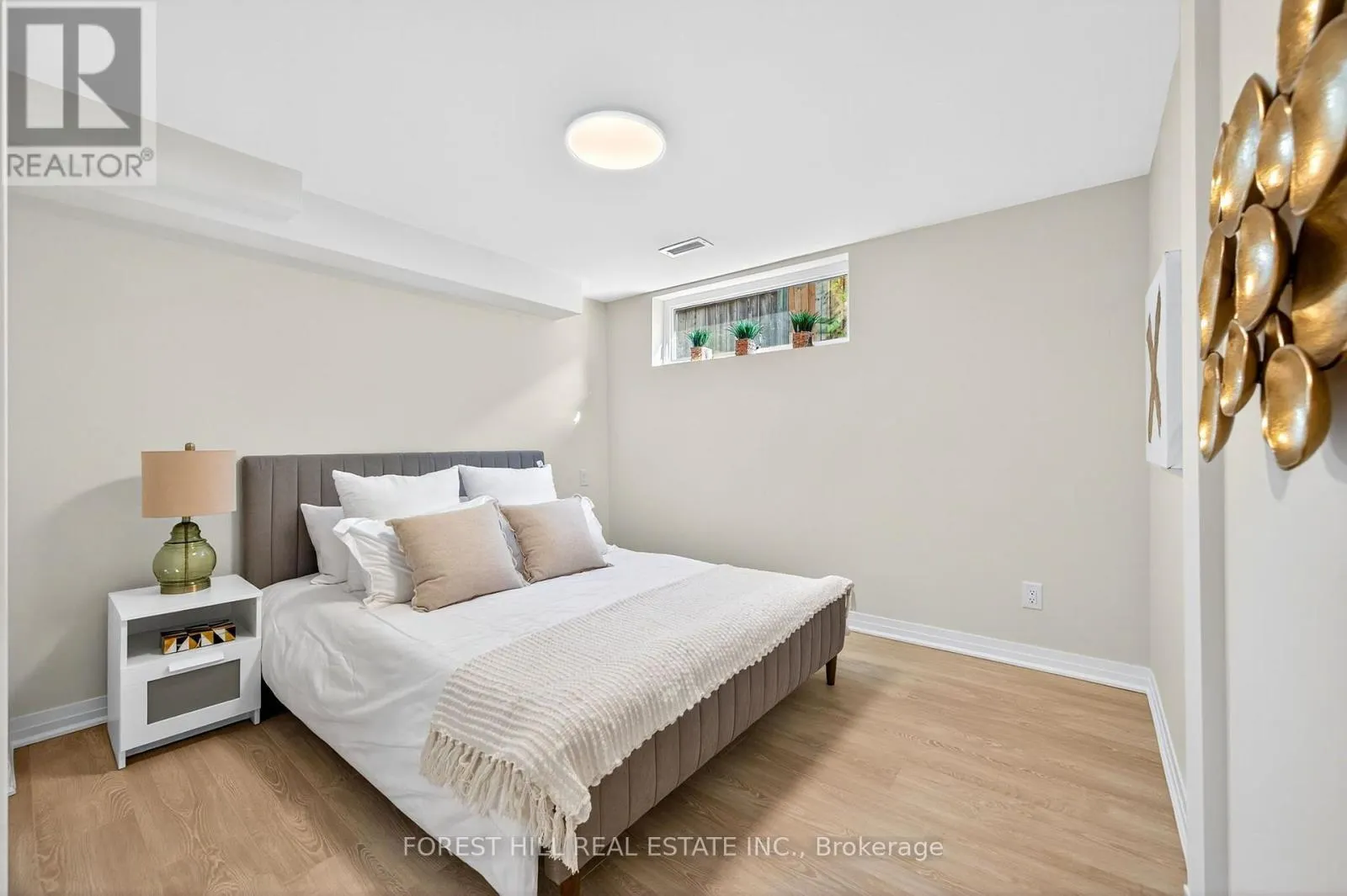 R - GARDEN - 5 HOPPERTON DRIVE