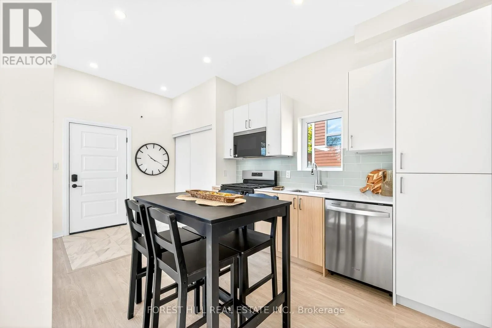 R - GARDEN - 5 HOPPERTON DRIVE