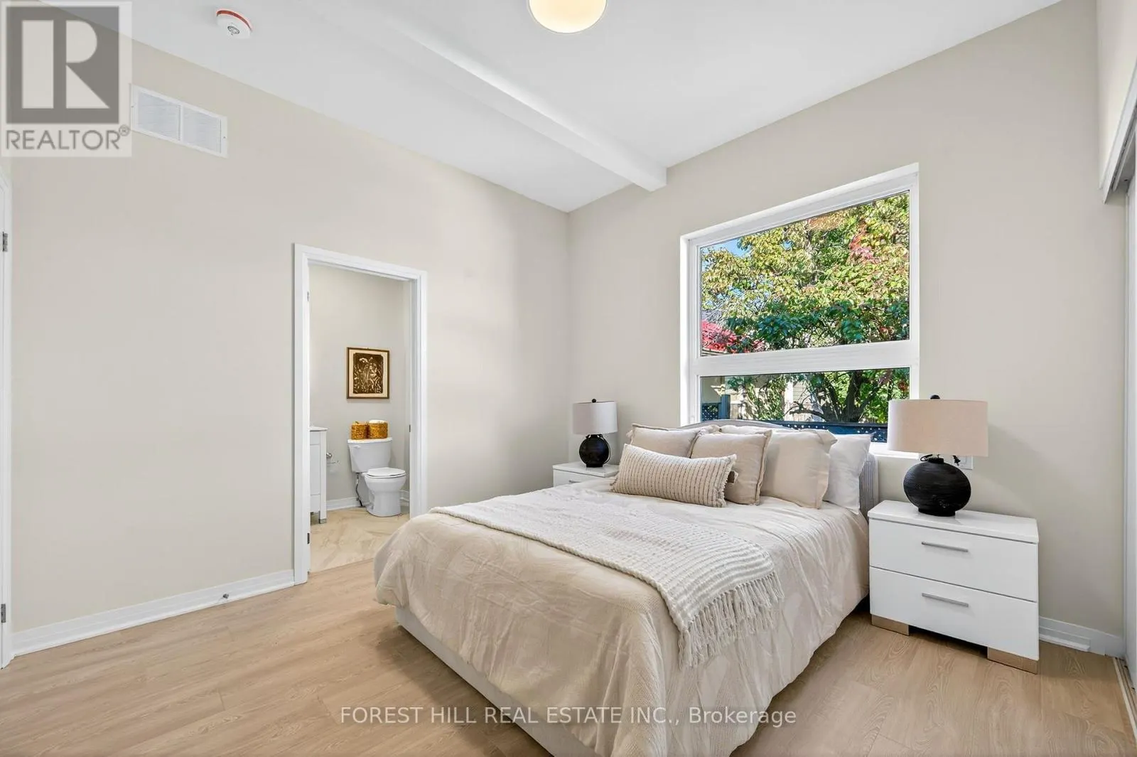R - GARDEN - 5 HOPPERTON DRIVE