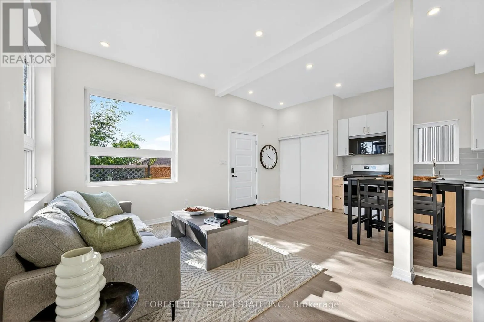 R - GARDEN - 5 HOPPERTON DRIVE