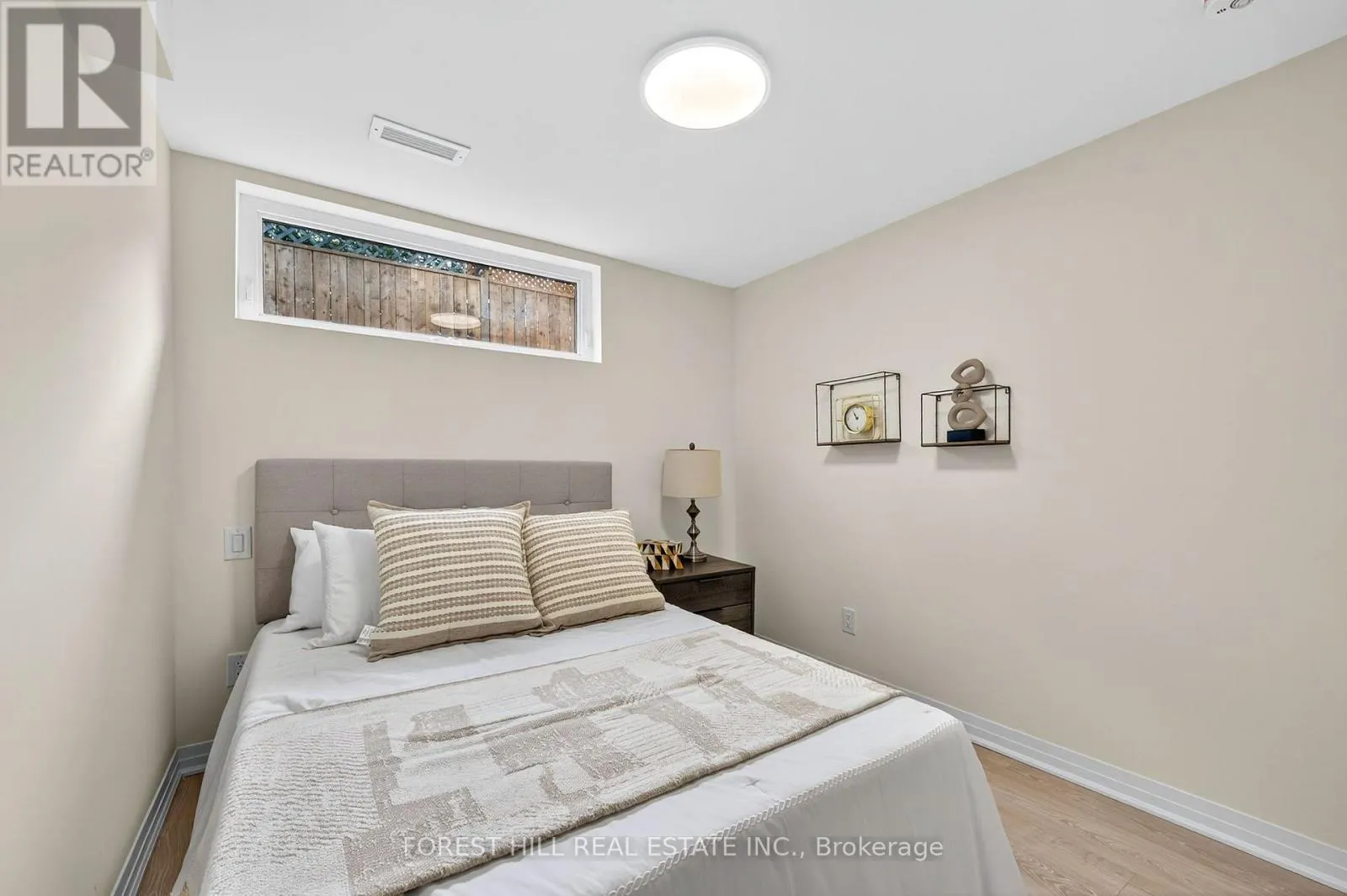 R - GARDEN - 5 HOPPERTON DRIVE