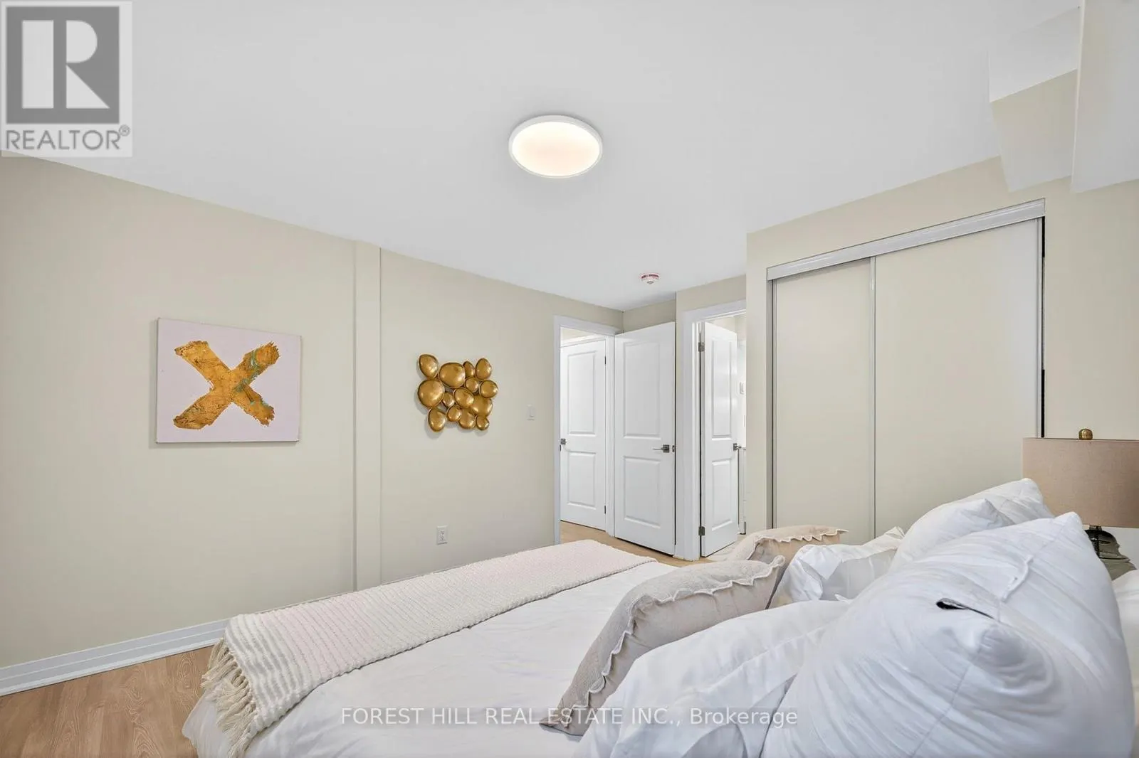 R - GARDEN - 5 HOPPERTON DRIVE