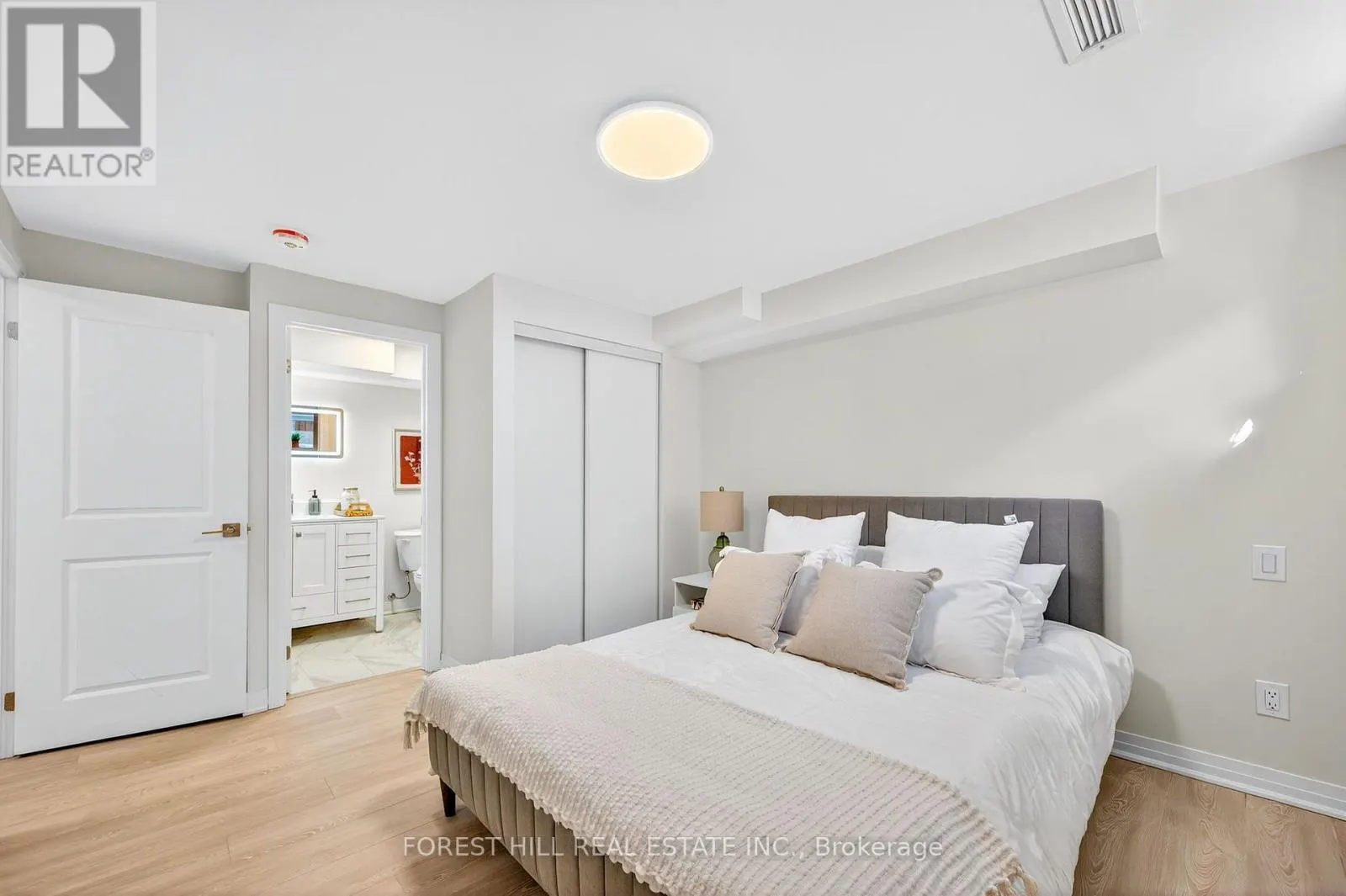 R - GARDEN - 5 HOPPERTON DRIVE