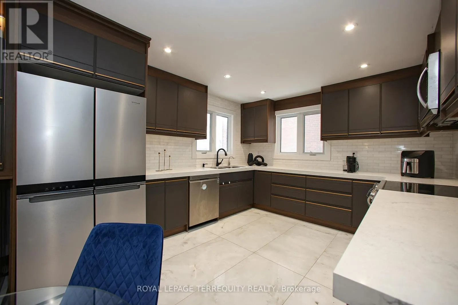 UPPER - 66 MOORE PARK AVENUE