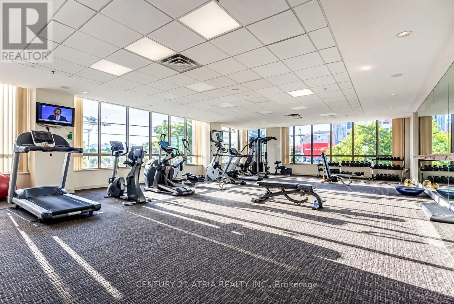 1115 - 18 PARKVIEW AVENUE