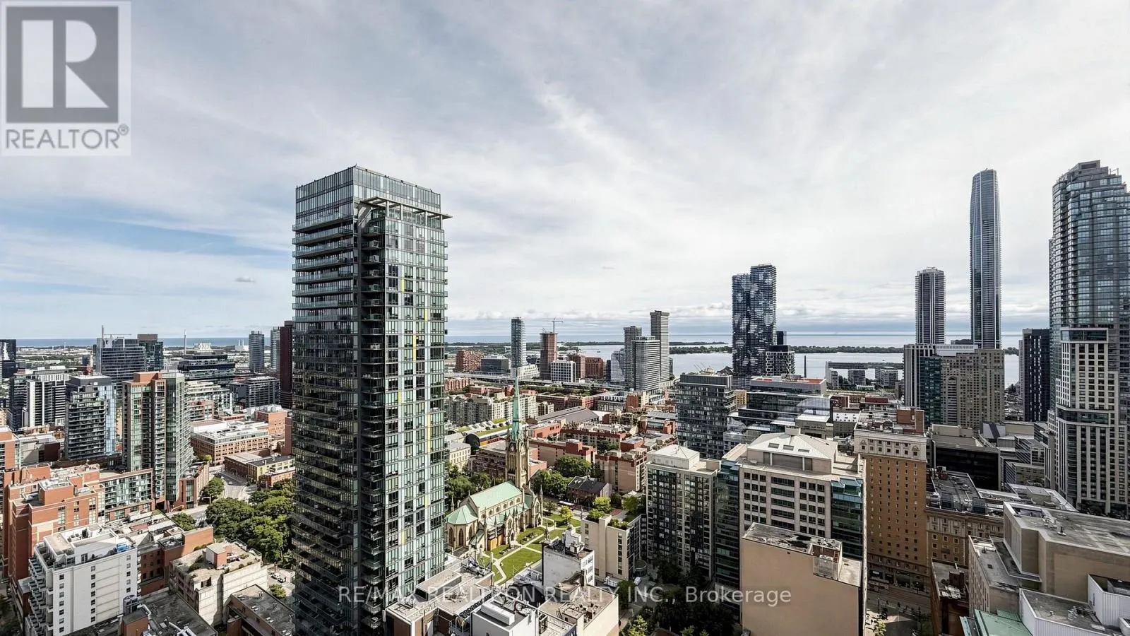 3403 - 20 LOMBARD STREET