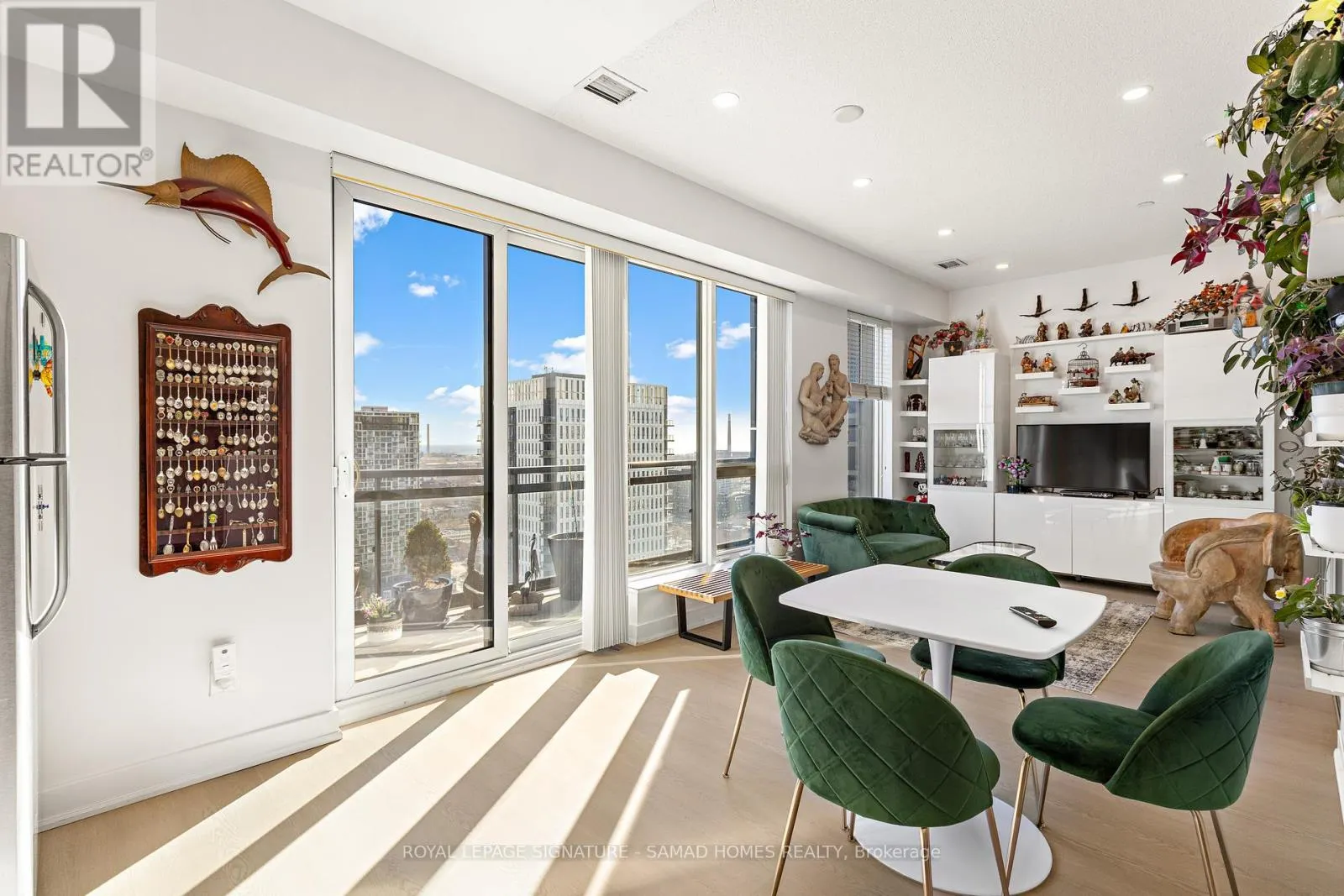 PH2612 - 225 SACKVILLE STREET