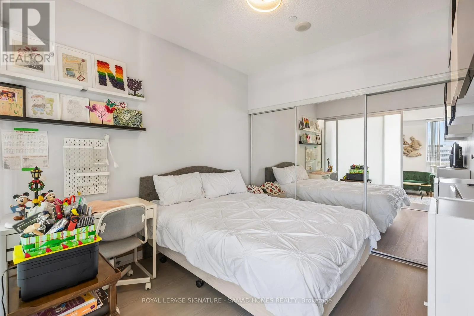 PH2612 - 225 SACKVILLE STREET