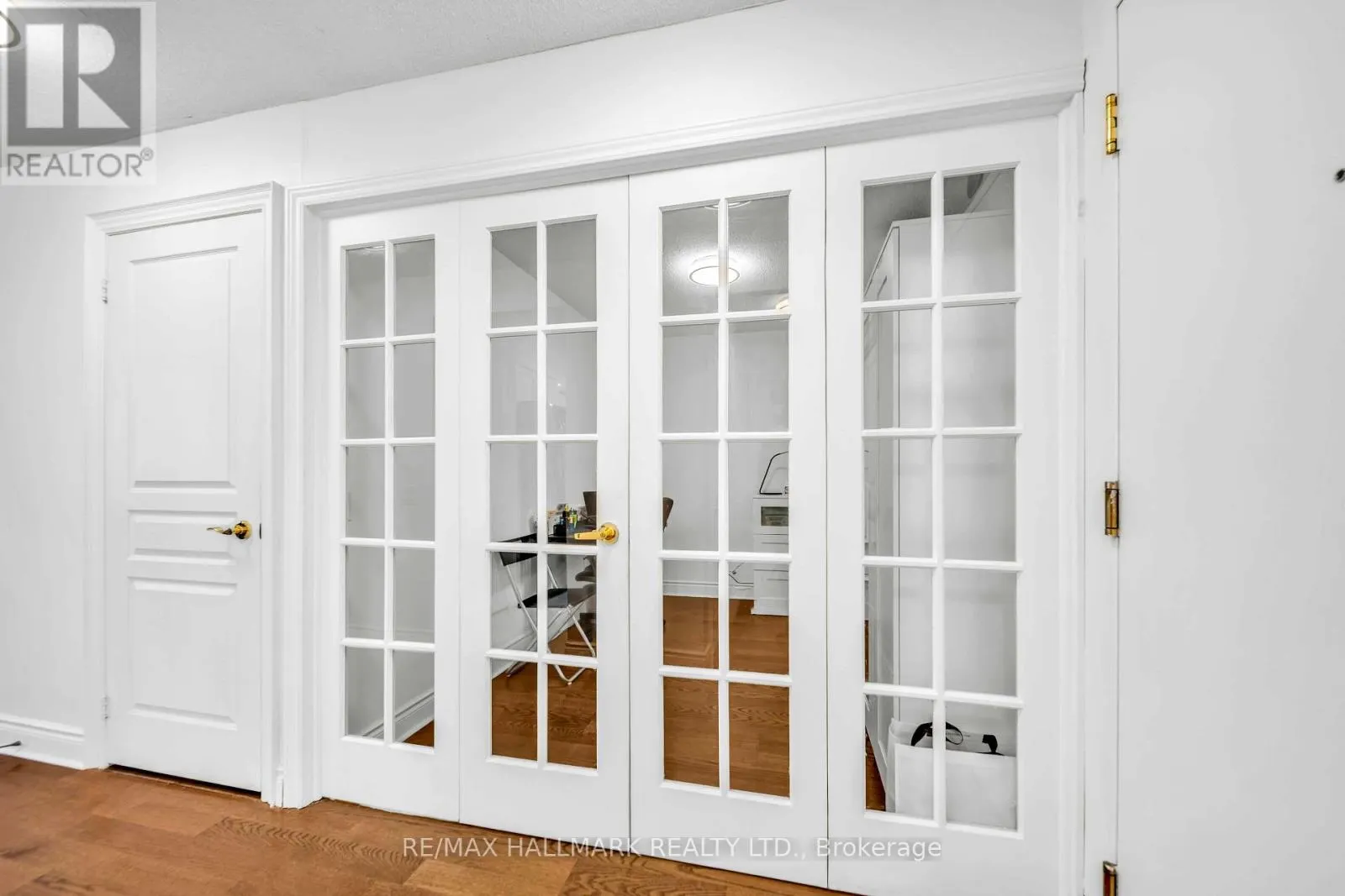 1812 - 10 NORTHTOWN WAY