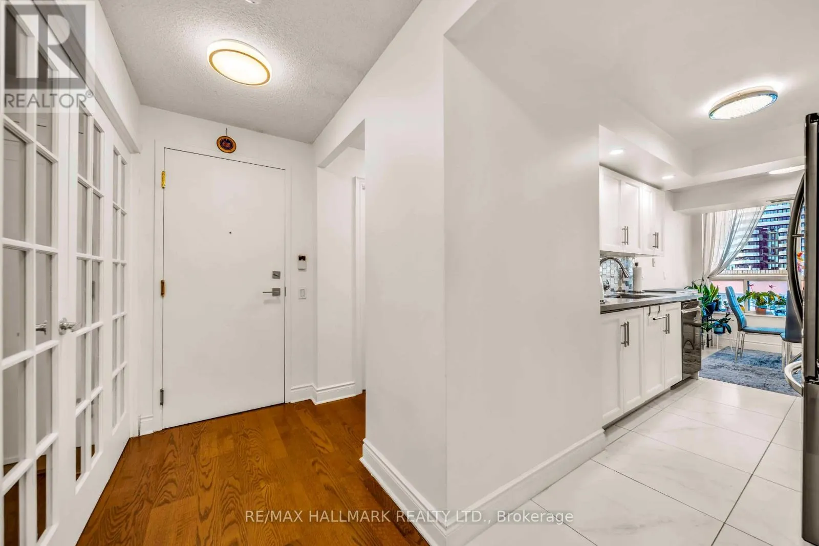 1812 - 10 NORTHTOWN WAY