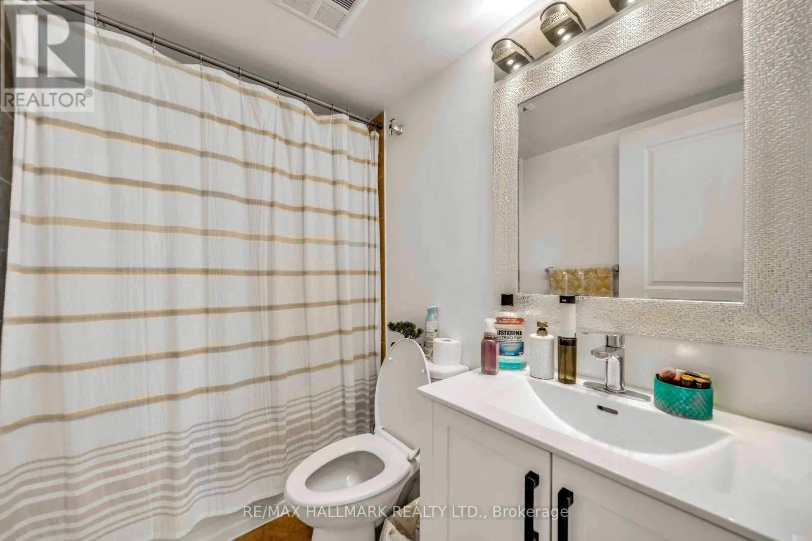 1812 - 10 NORTHTOWN WAY