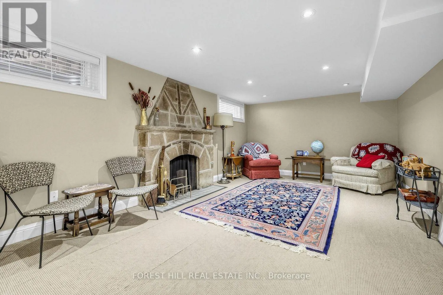 44 RIDGE HILL DRIVE