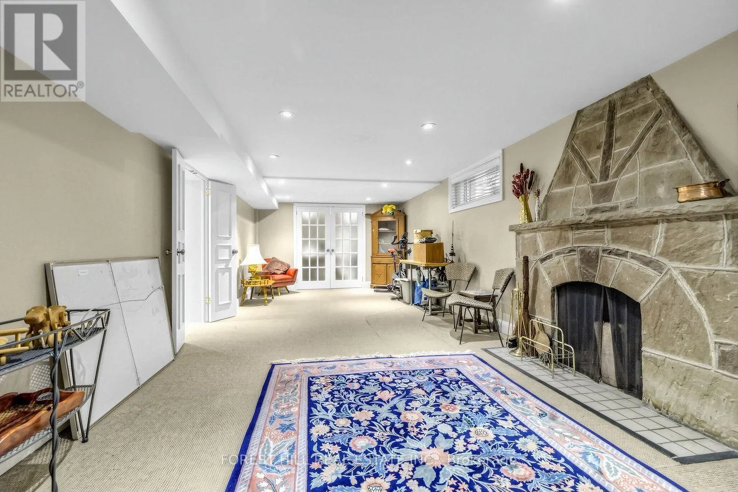 44 RIDGE HILL DRIVE
