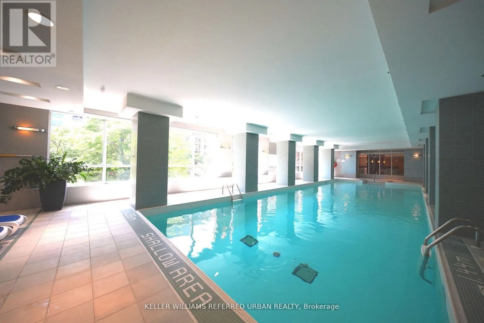 212 - 10 NORTHTOWN WAY
