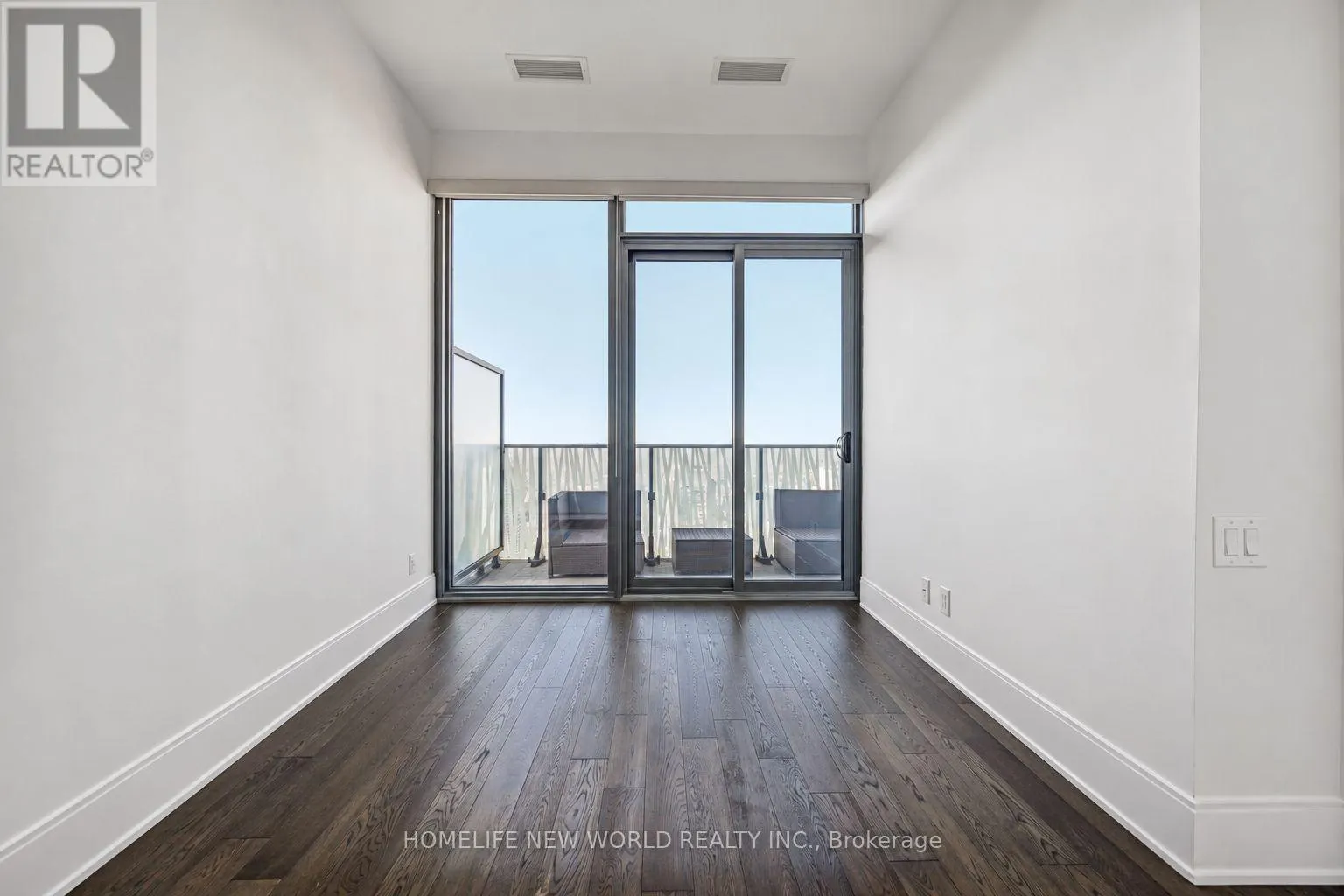 5603 - 42 CHARLES STREET E
