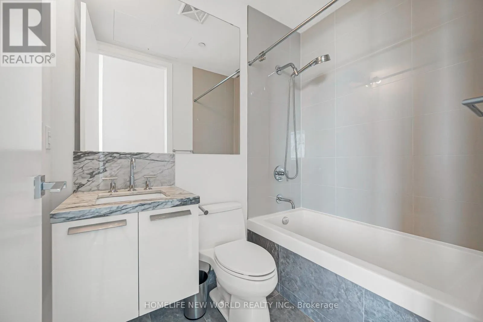 5603 - 42 CHARLES STREET E