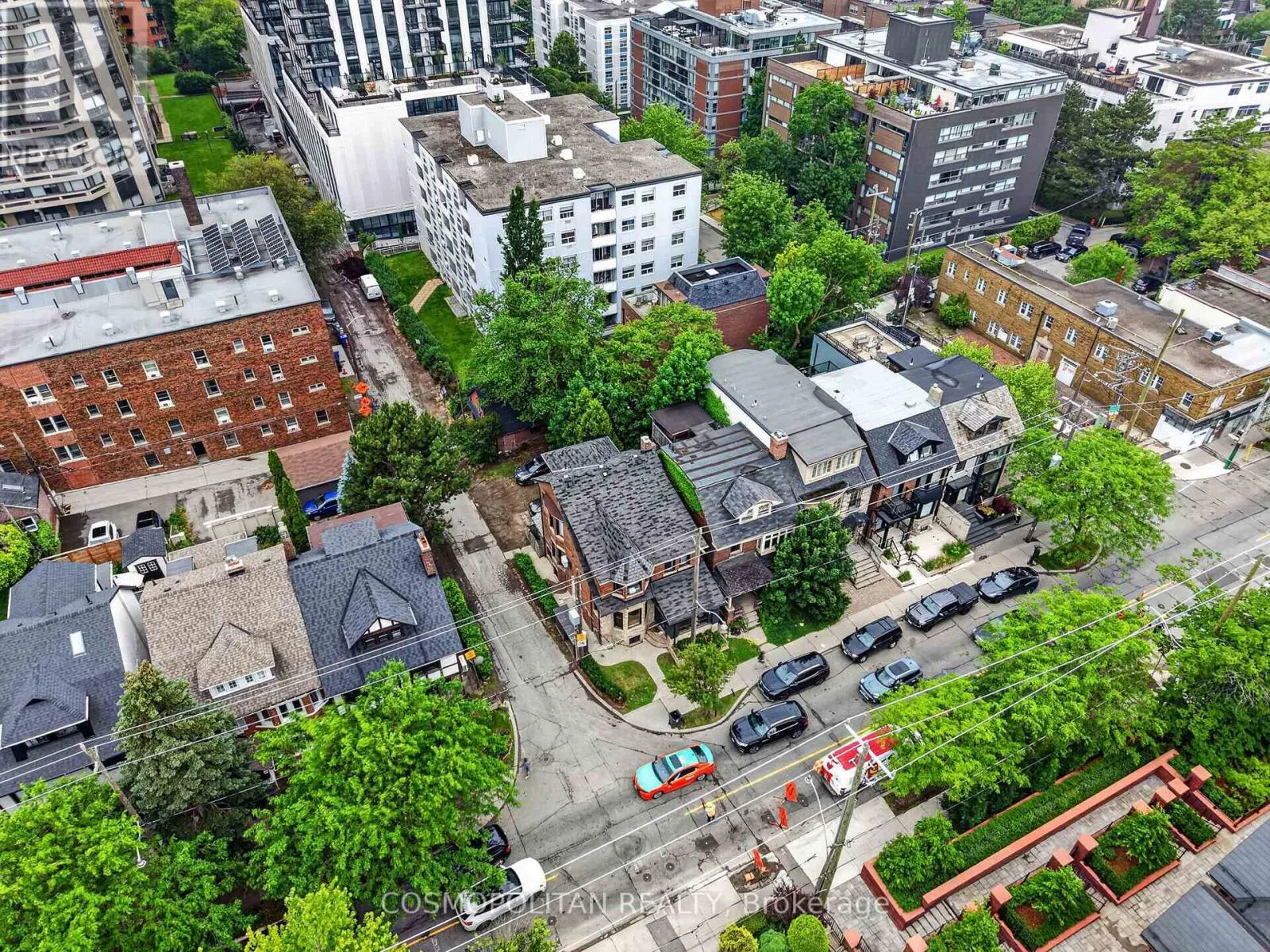 380 SPADINA ROAD