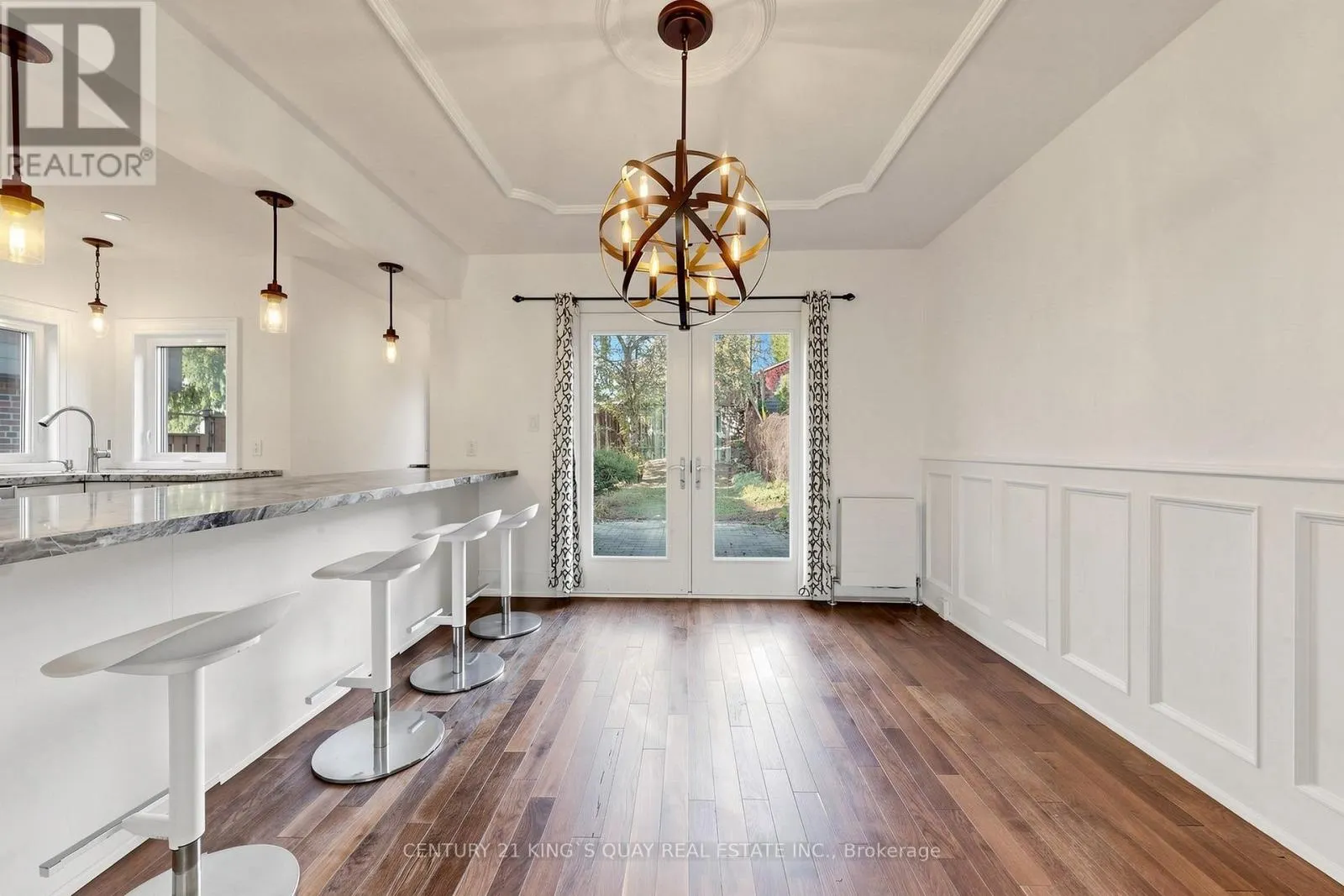 32 CRESTVIEW ROAD