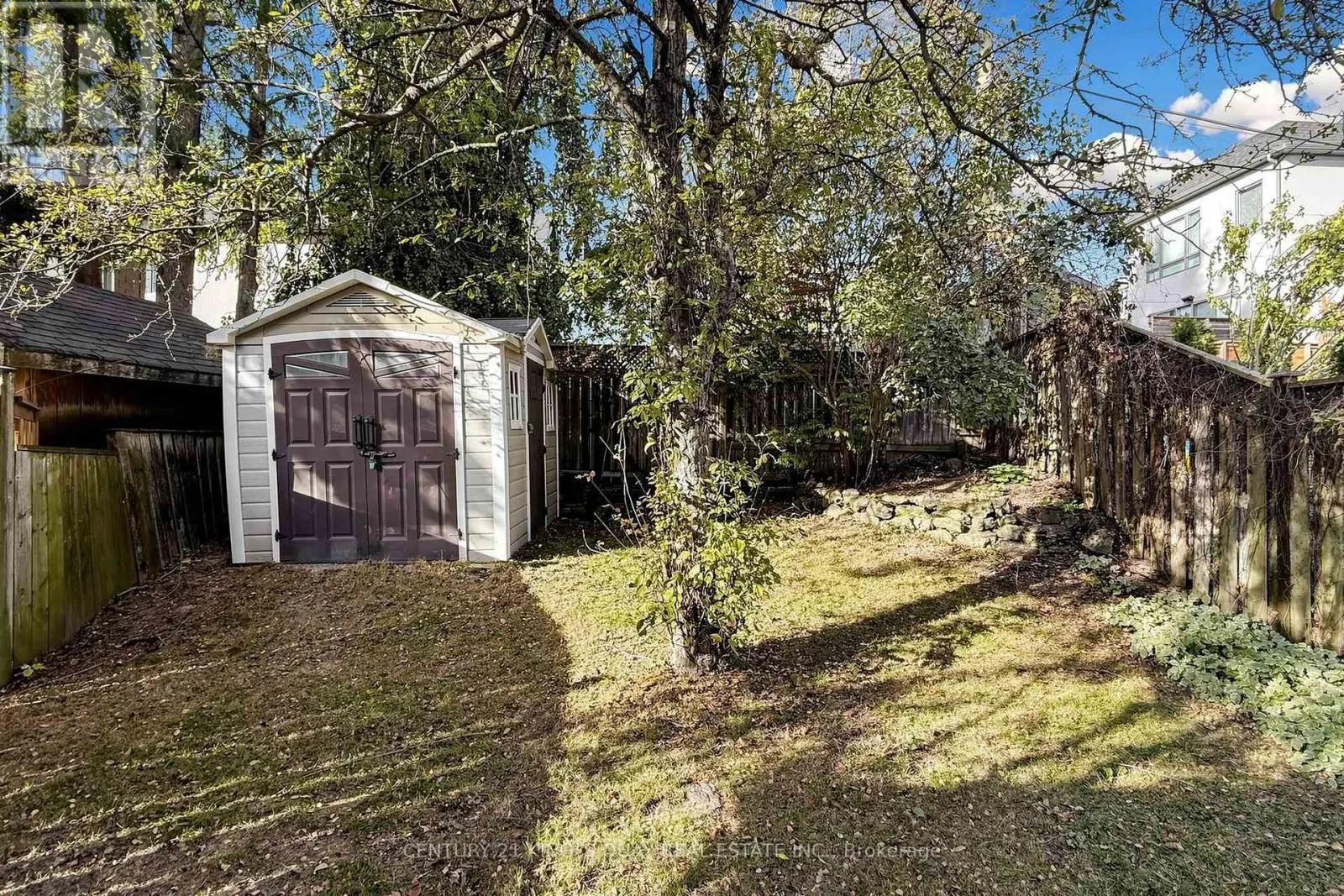 32 CRESTVIEW ROAD