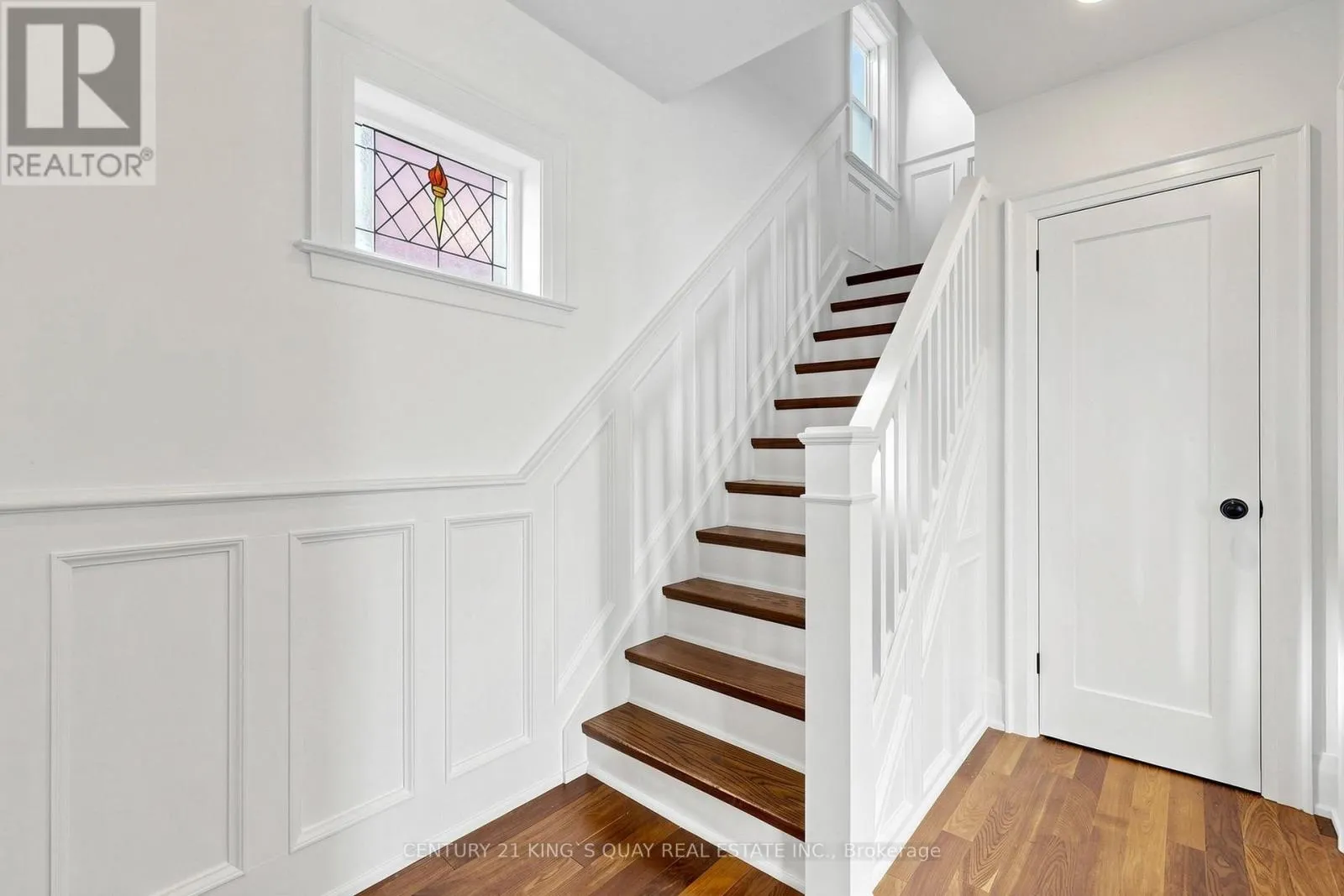 32 CRESTVIEW ROAD