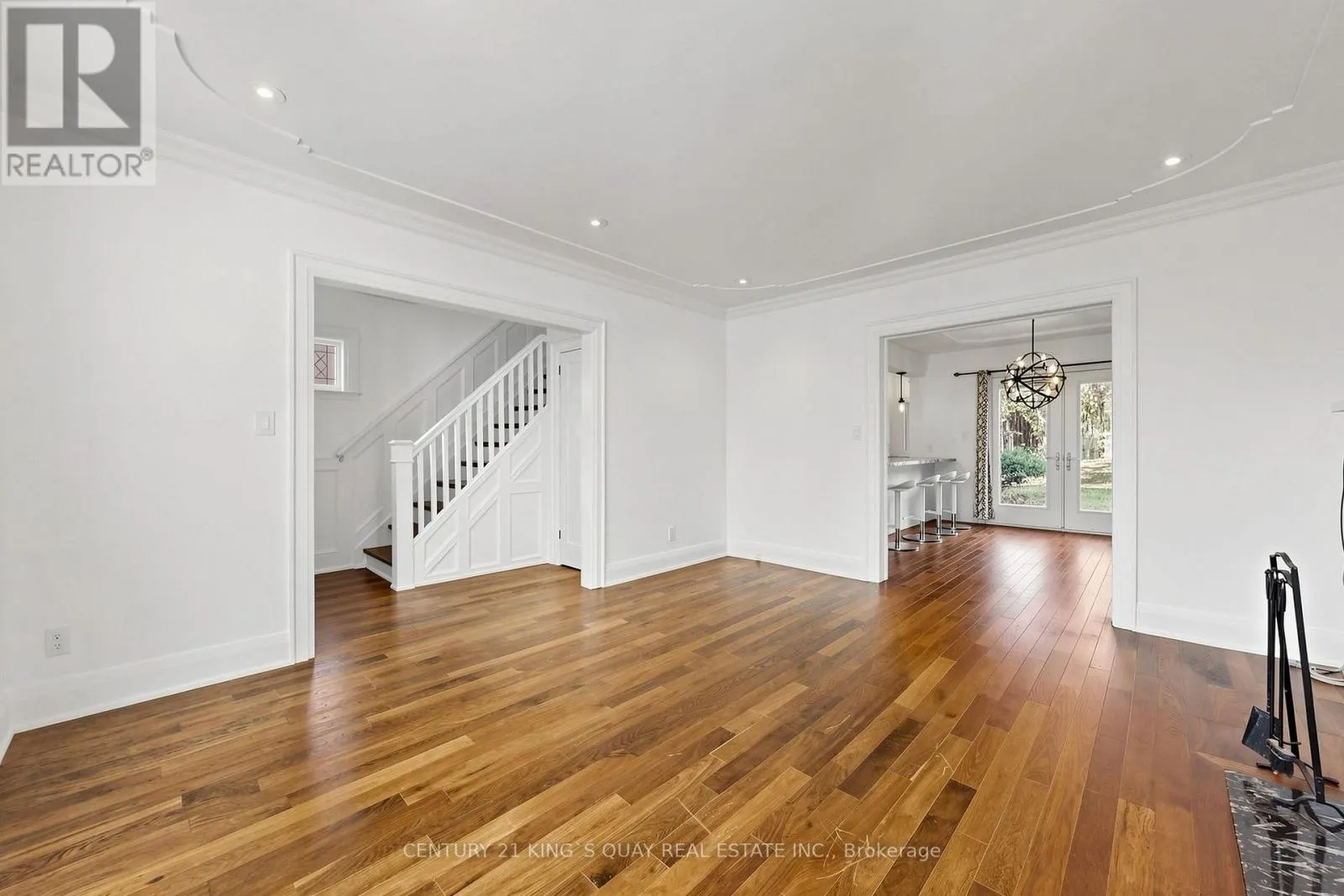 32 CRESTVIEW ROAD