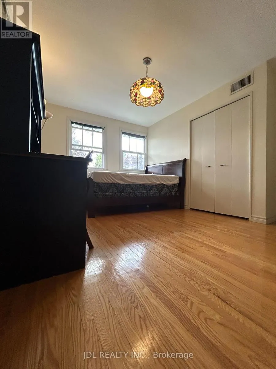 PRETTY BEDROOM 2ND FLOOR - 3 BUTTERFIELD DR DRIVE