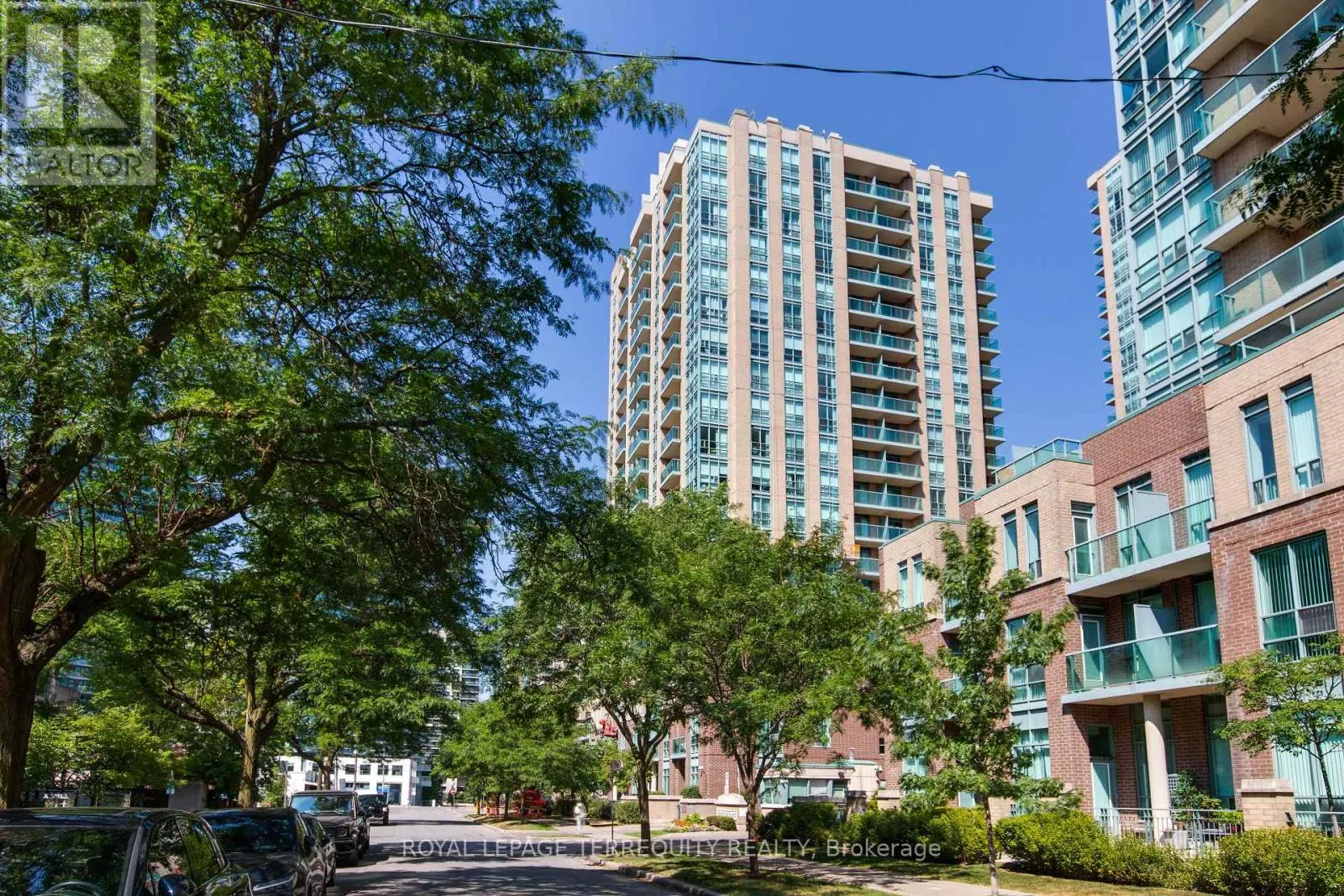 PH07 - 20 OLIVE AVENUE