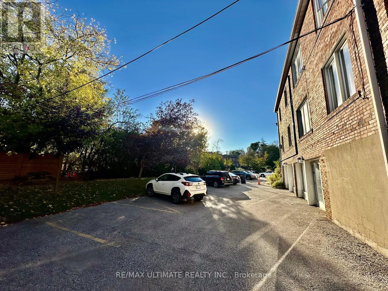 3 - 5 WARWICK AVENUE