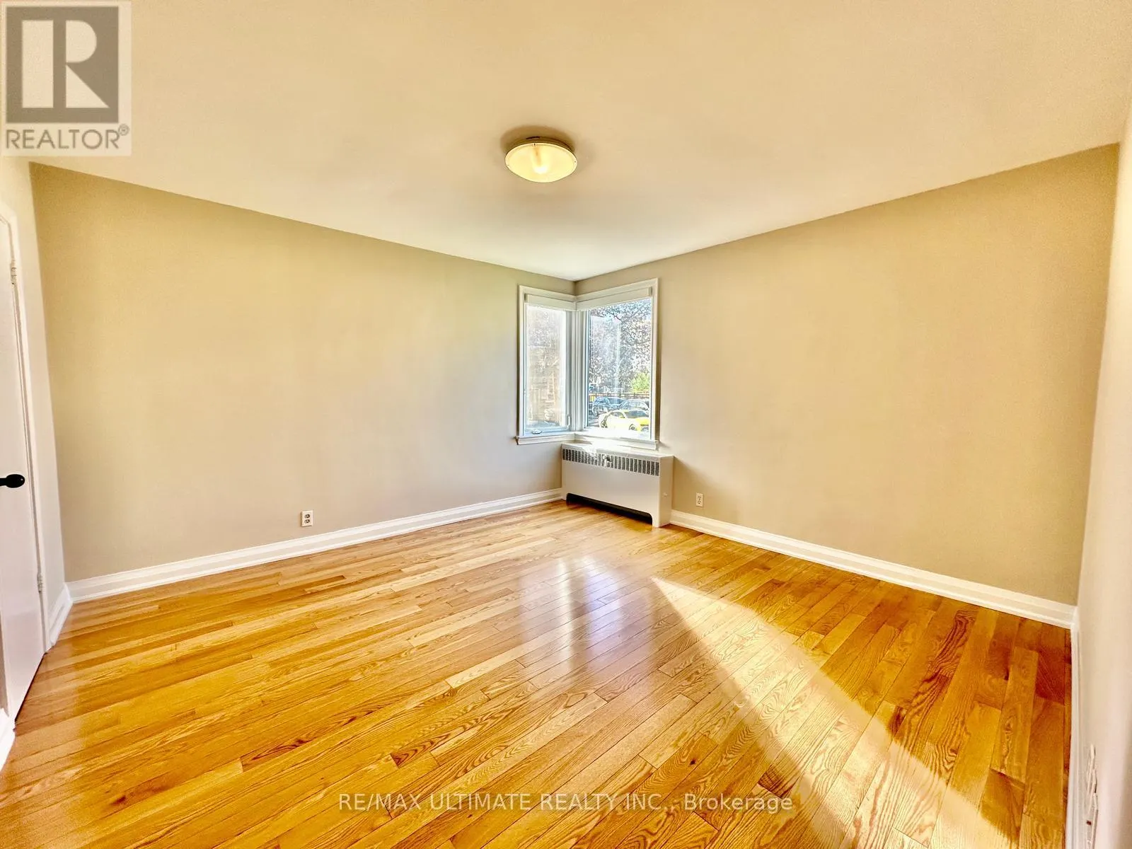 3 - 5 WARWICK AVENUE