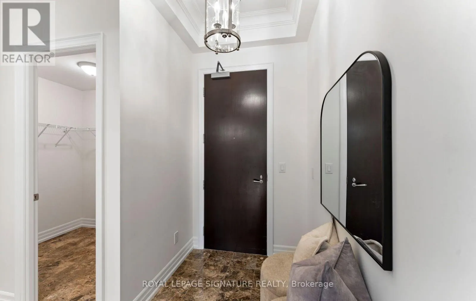 337 - 21 BURKEBROOK PLACE
