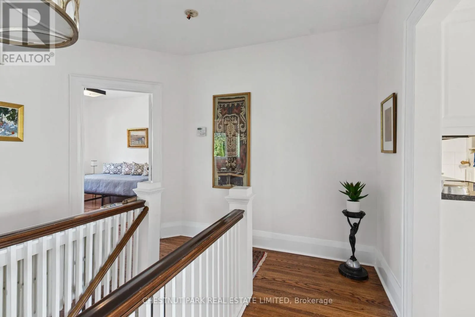 UPPER - 44 GLEN ECHO ROAD