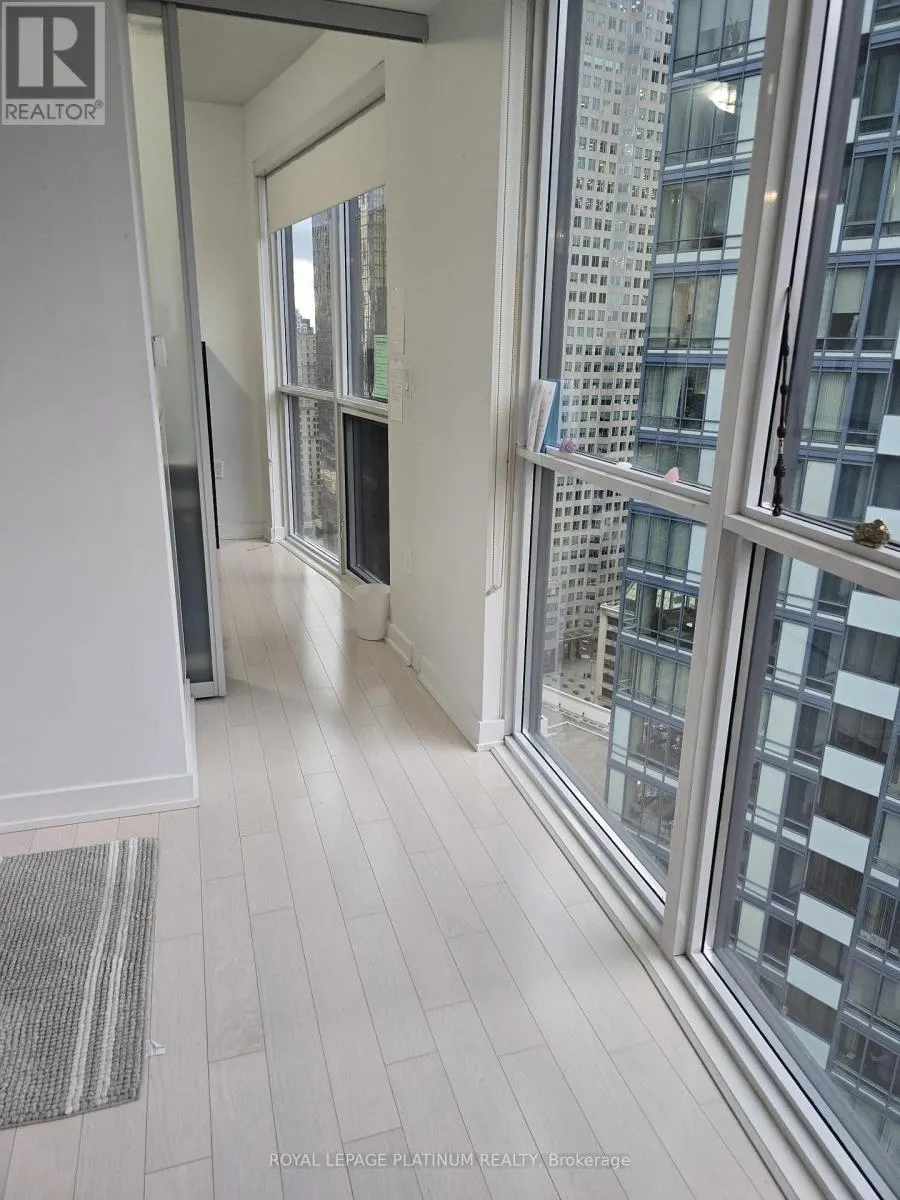 2805 - 1 THE ESPLANADE DRIVE