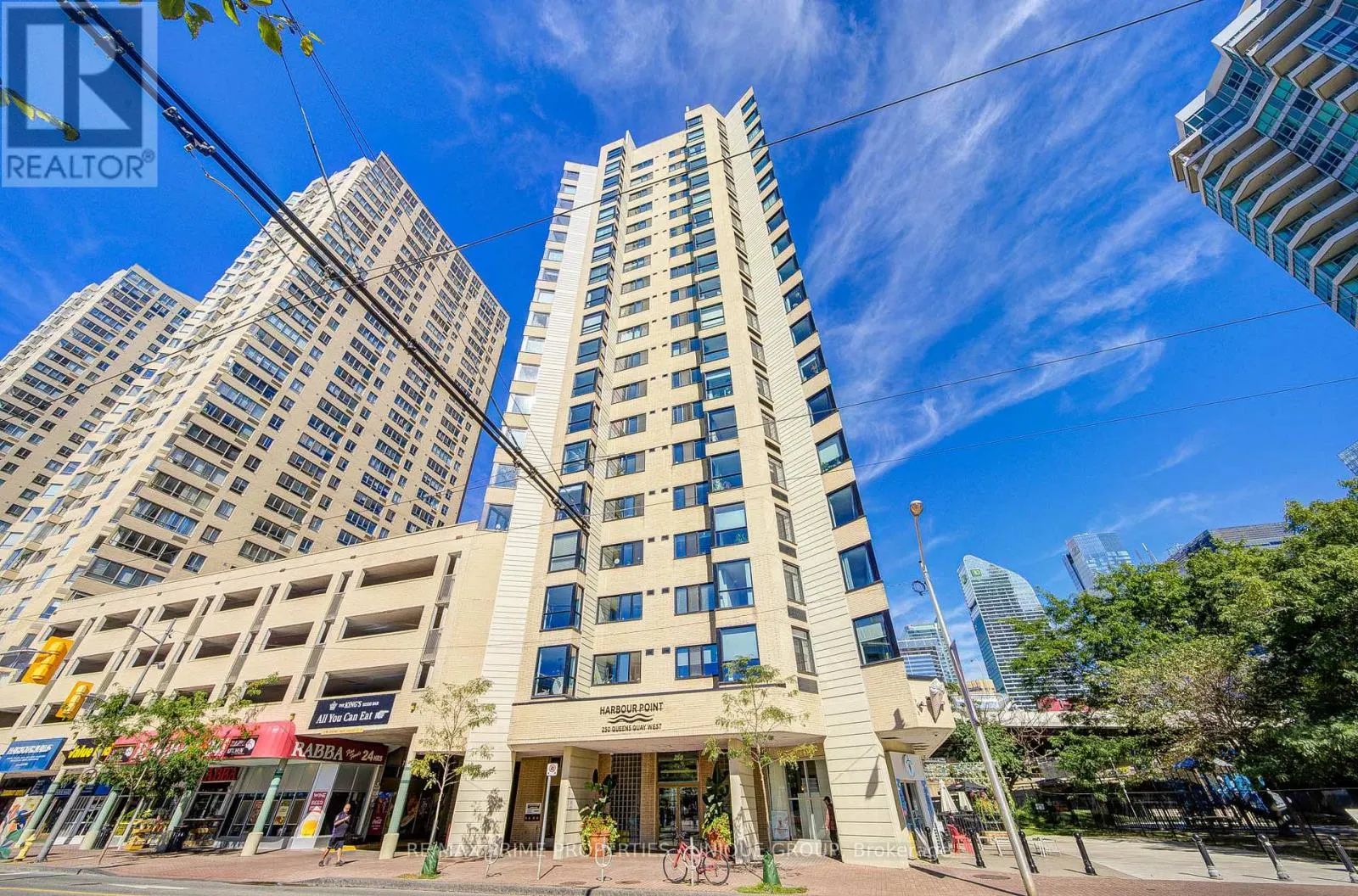 301 - 250 QUEENS QUAY W