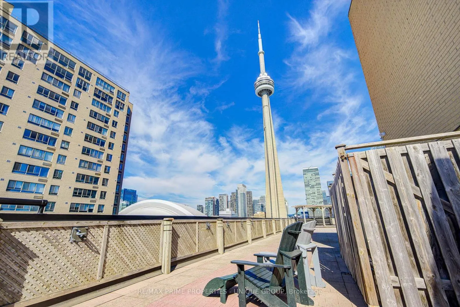 301 - 250 QUEENS QUAY W