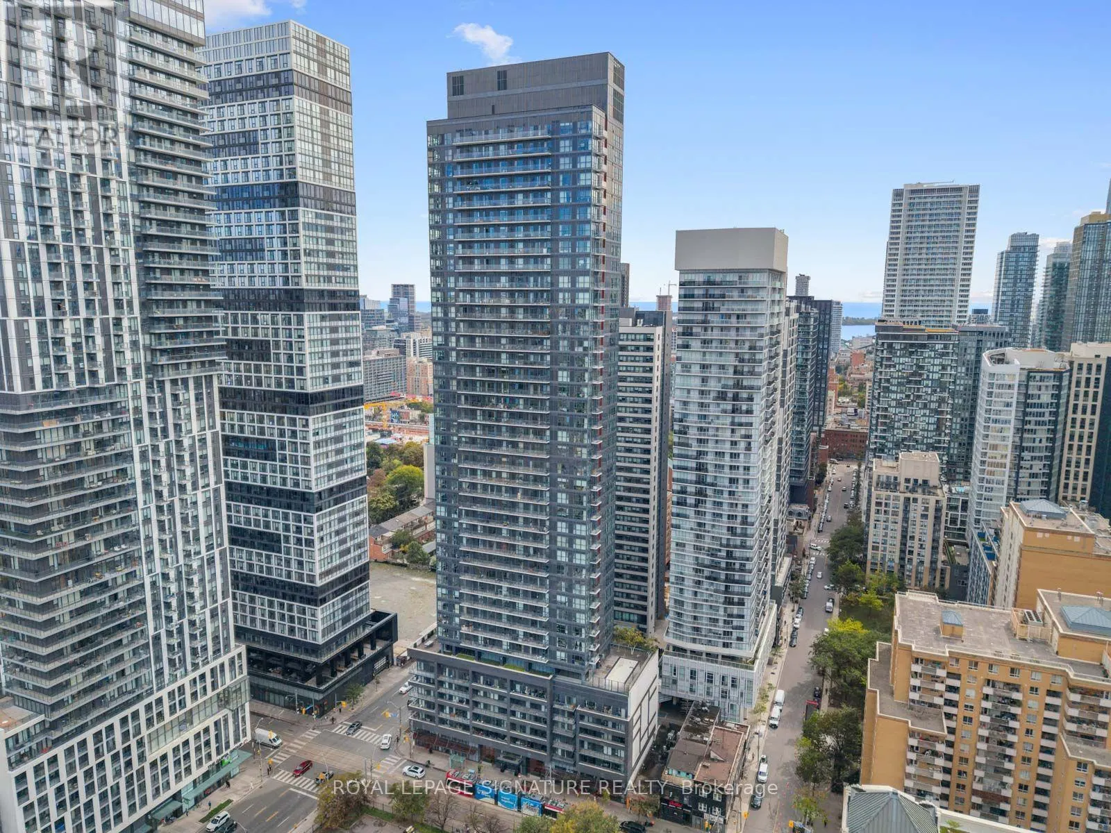505 - 159 DUNDAS STREET E