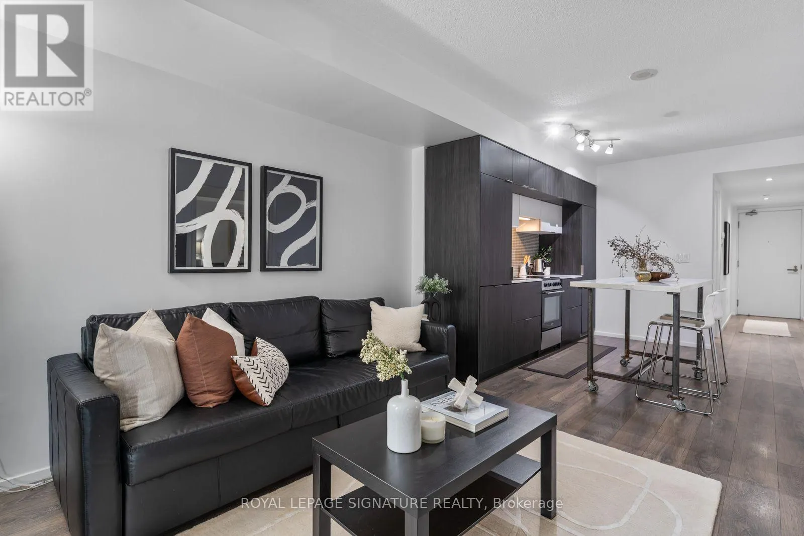 505 - 159 DUNDAS STREET E