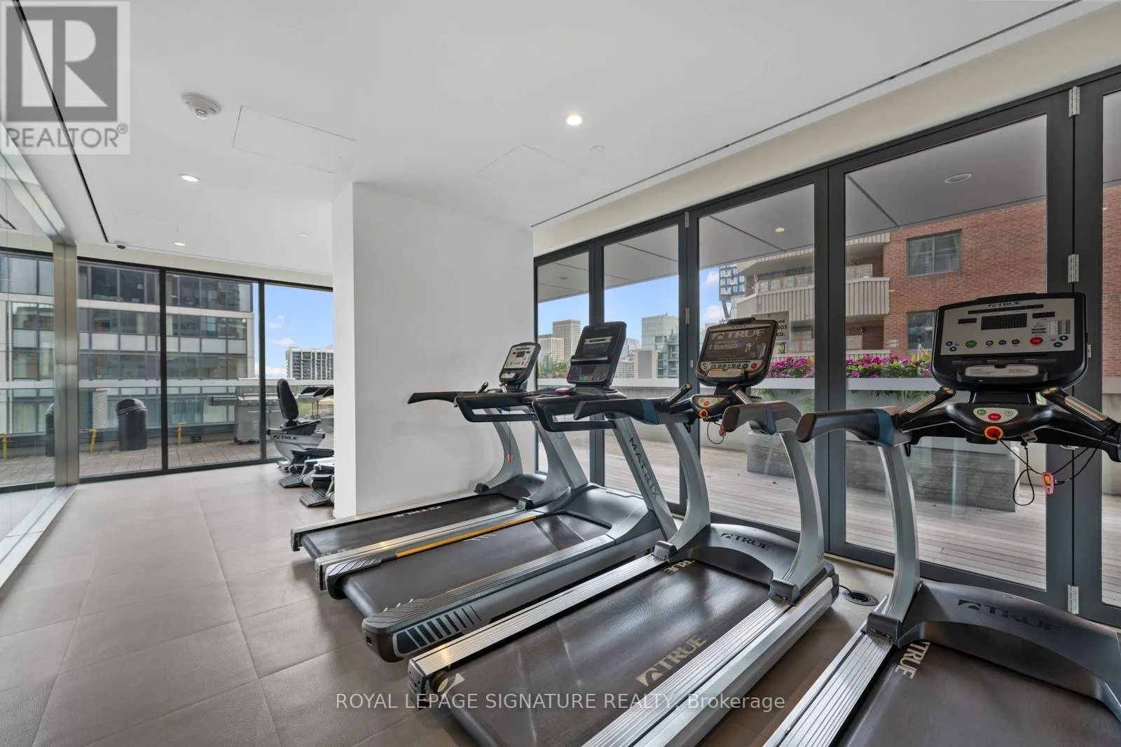505 - 159 DUNDAS STREET E
