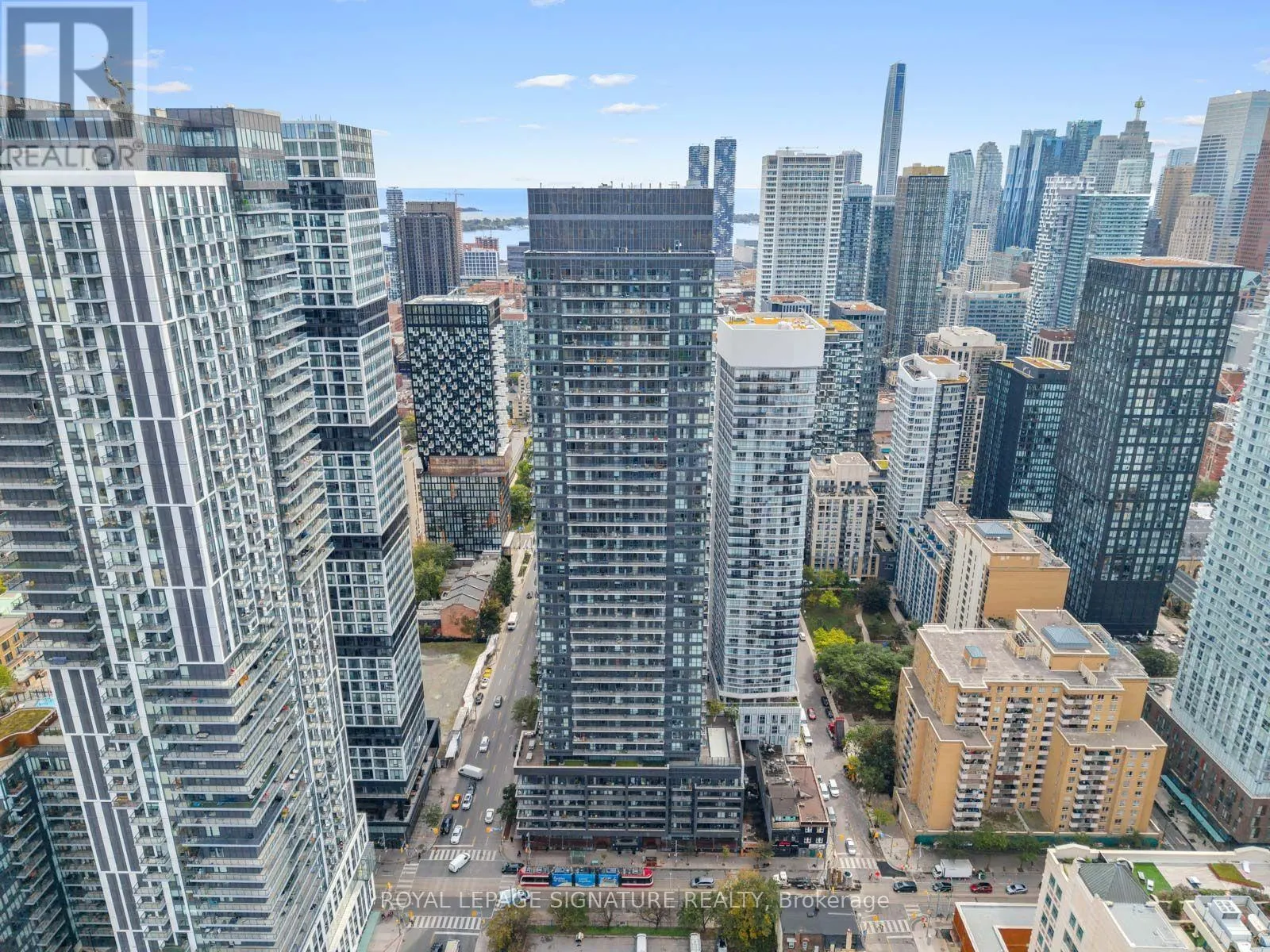505 - 159 DUNDAS STREET E