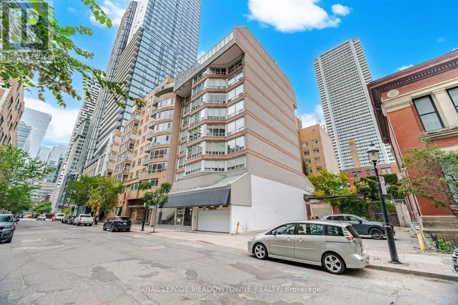 610 - 82 LOMBARD STREET