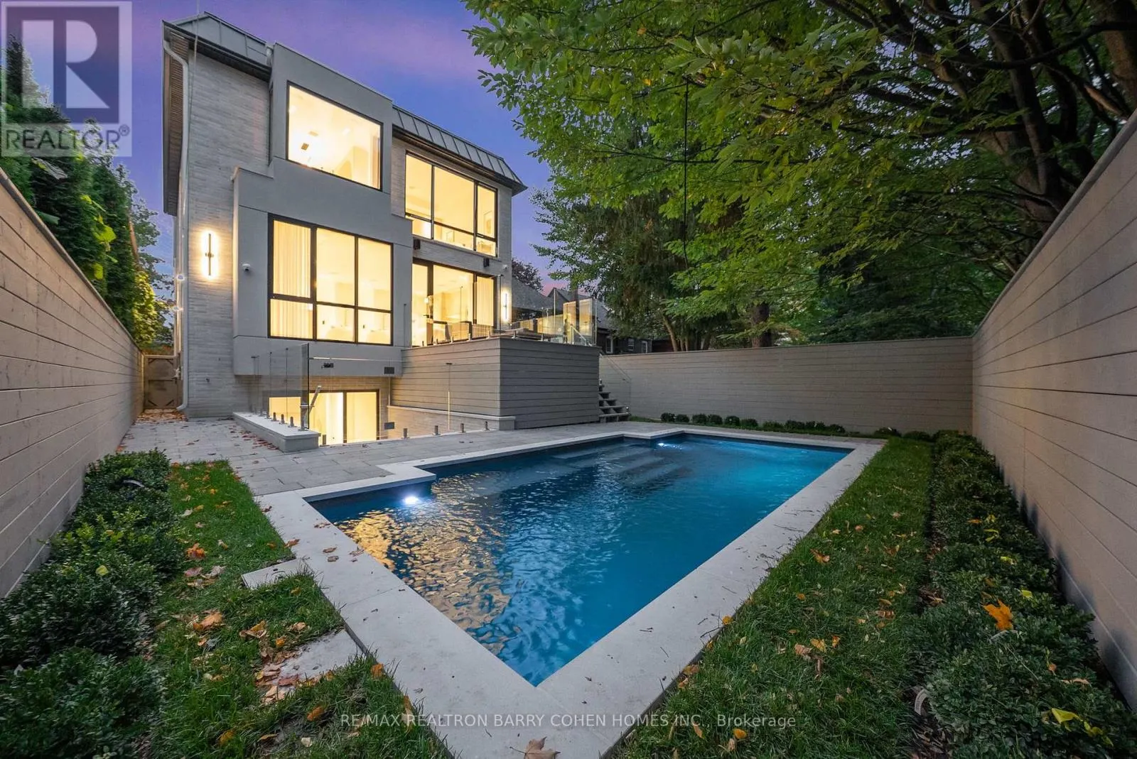 39 CHUDLEIGH AVENUE